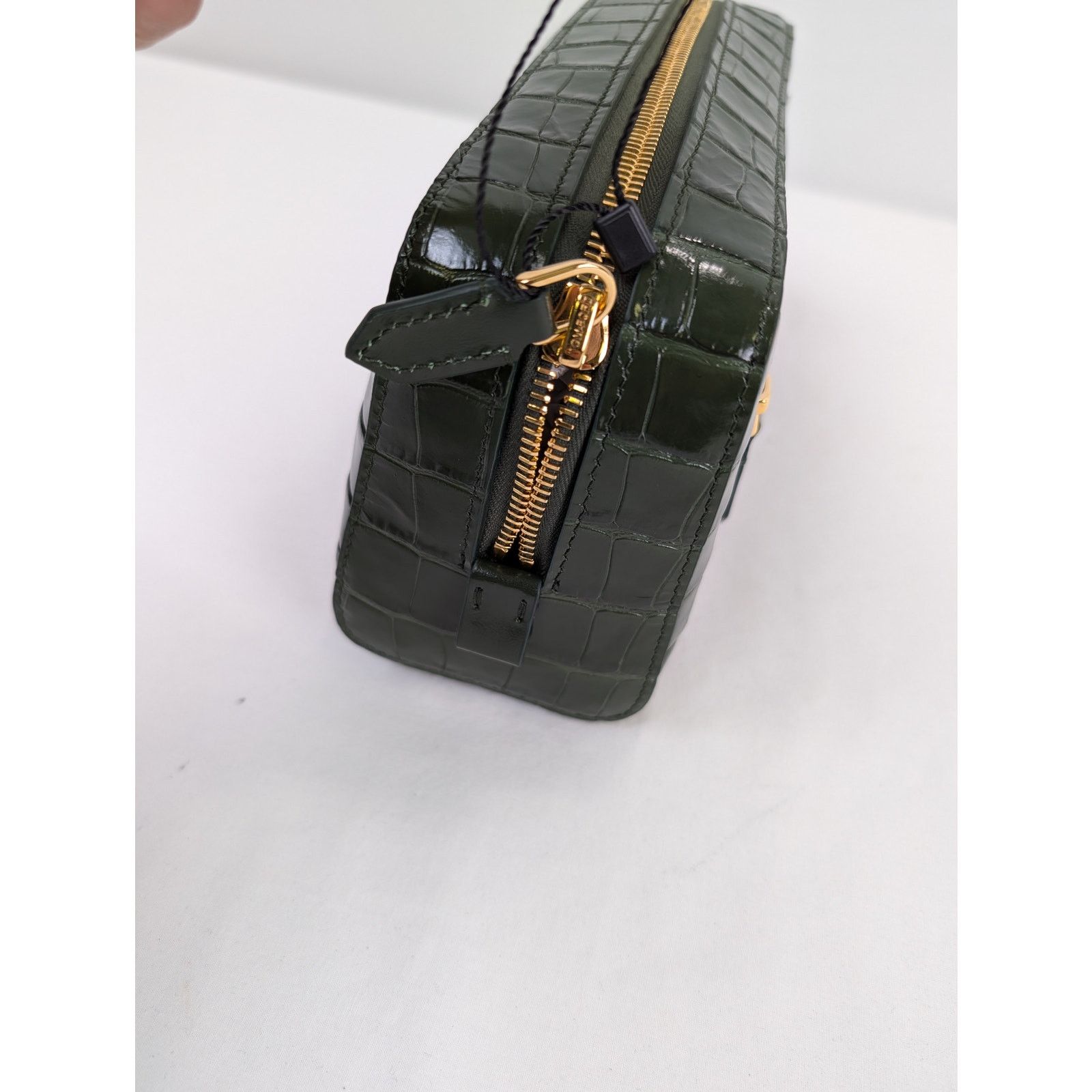Tom Ford o1rshd1 Size: OS/ Beauty Case Pouch Croc Embossed Bag Green Size ONE SIZE - 6 Thumbnail