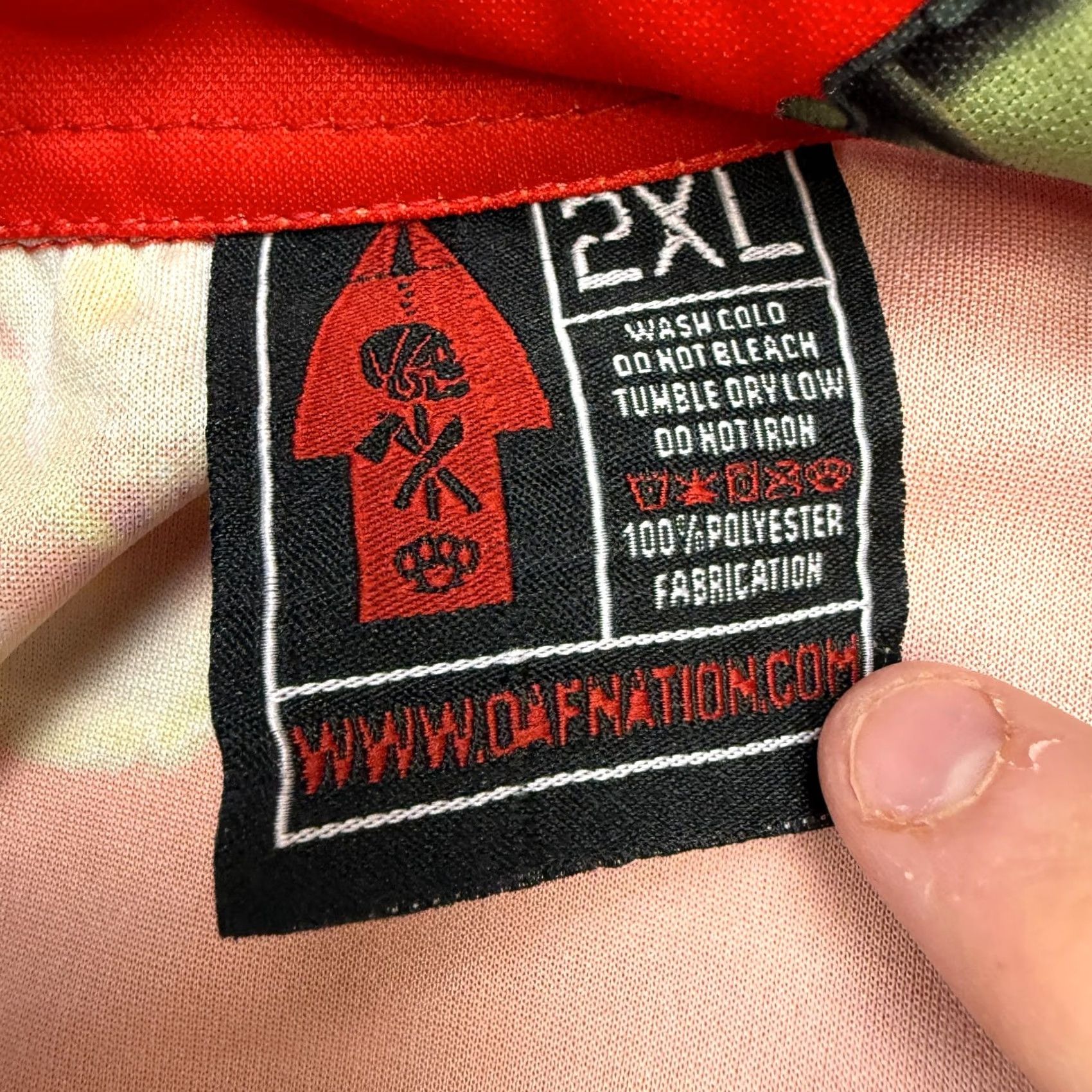 Vintage OAF Nation Shirt Mens 2XL Red Floral Hawaiian Grenade USA Button Up Size US XXL / EU 58 / 5 - 3 Thumbnail