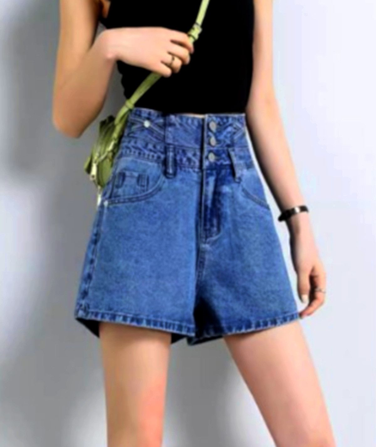 Designer × Japanese Brand × Vintage Stunning Vintage Buttony Wide Leg Washed Jeans Shorts Size 28" / US 6 / IT 42 - 2 Thumbnail