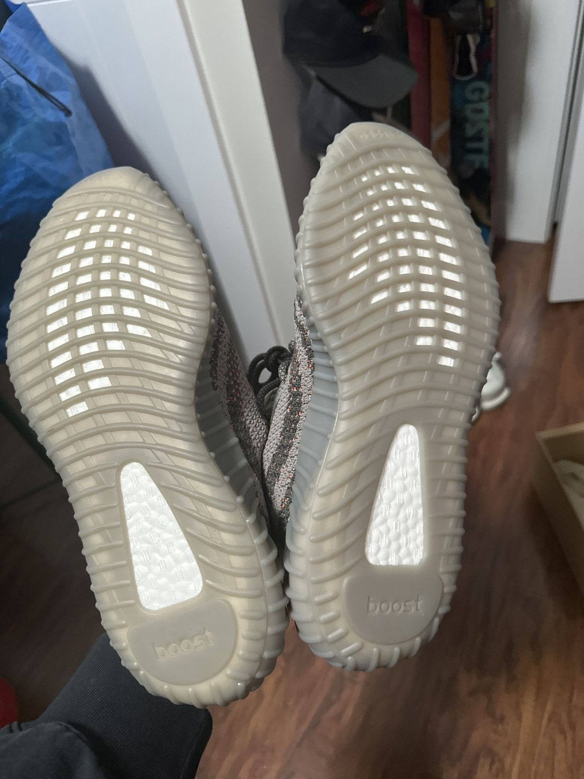 Adidas × Yeezy adidas Yeezy Boost 350 V2 Beluga Reflective Size US 8.5 / EU 41-42 - 4 Thumbnail