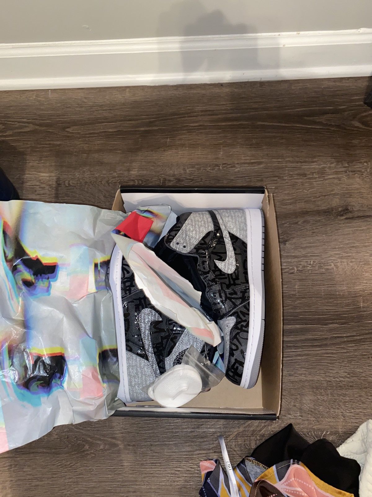 Jordan Brand Jordan 1 retro high OG Size US 8.5 / EU 41-42 - 2 Thumbnail