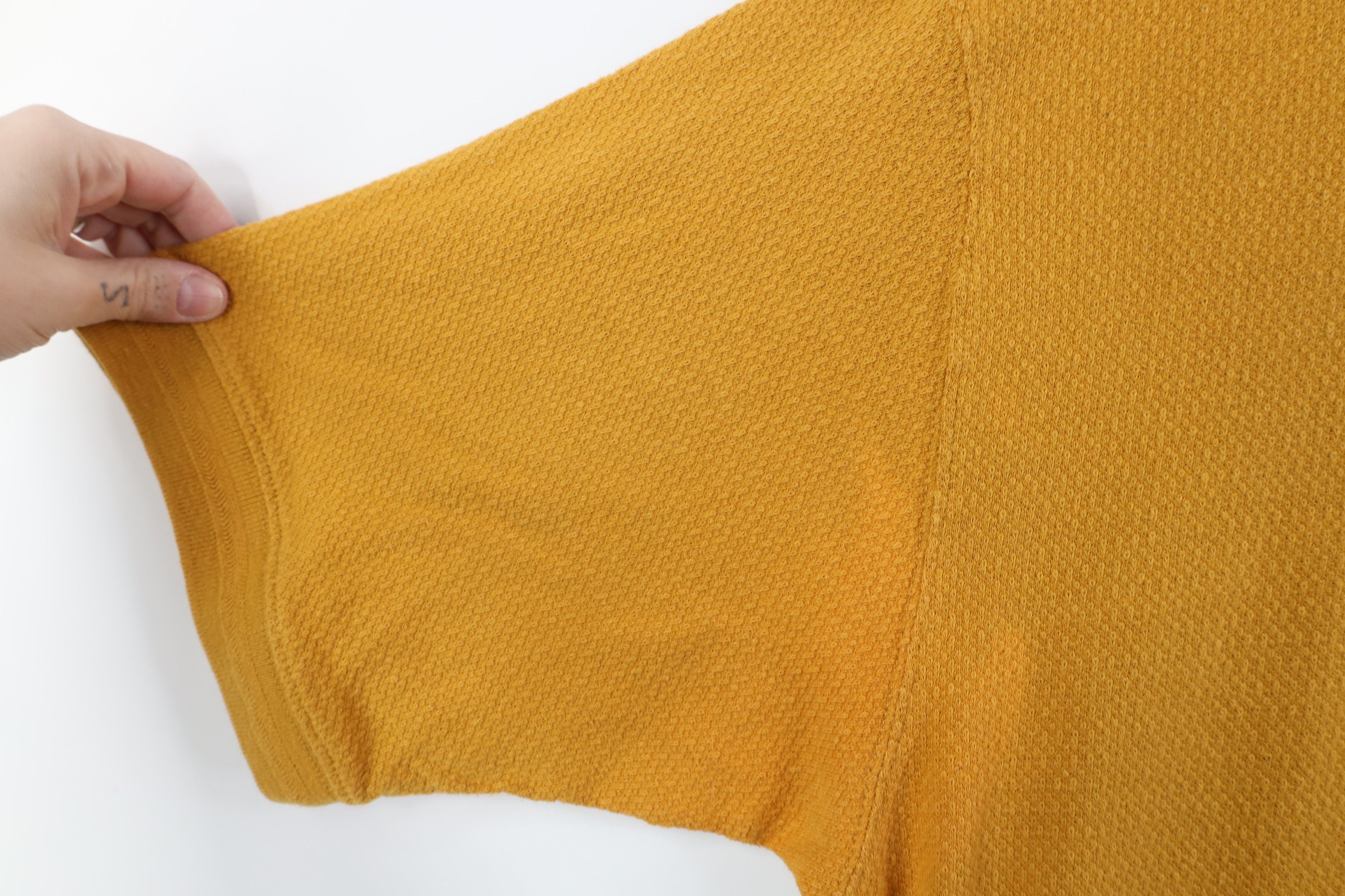 Vintage Vintage 90s Streetwear Thermal Knit Pigment Dye T-Shirt Size US XL / EU 56 / 4 - 6 Thumbnail