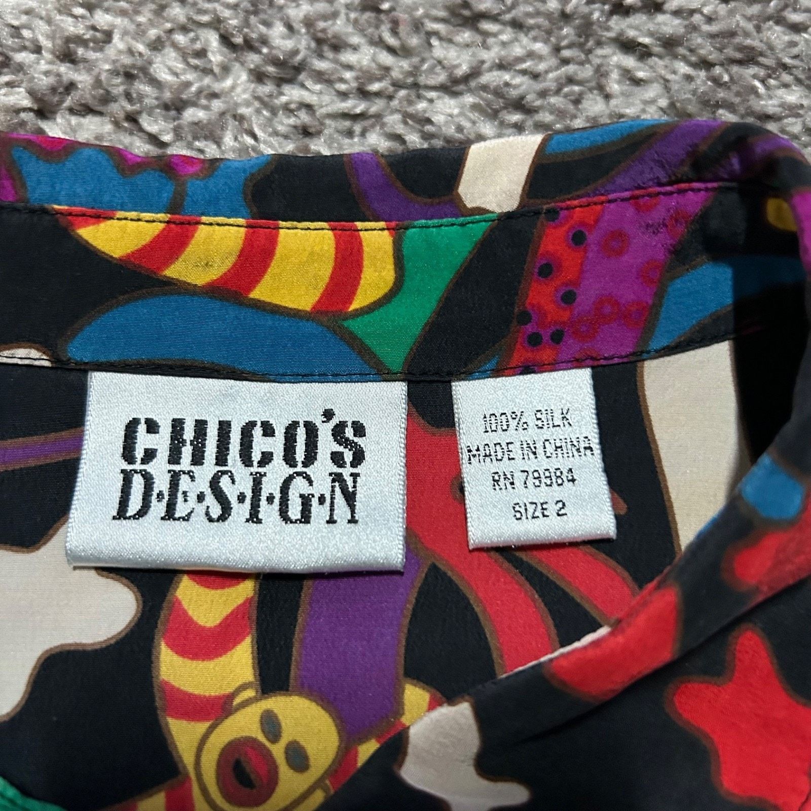 Chicos × Vintage Vintage Psychedelic Monkey Silk Blouse Chicos 80s 90s Button Size XS / US 0-2 / IT 36-38 - 3 Thumbnail