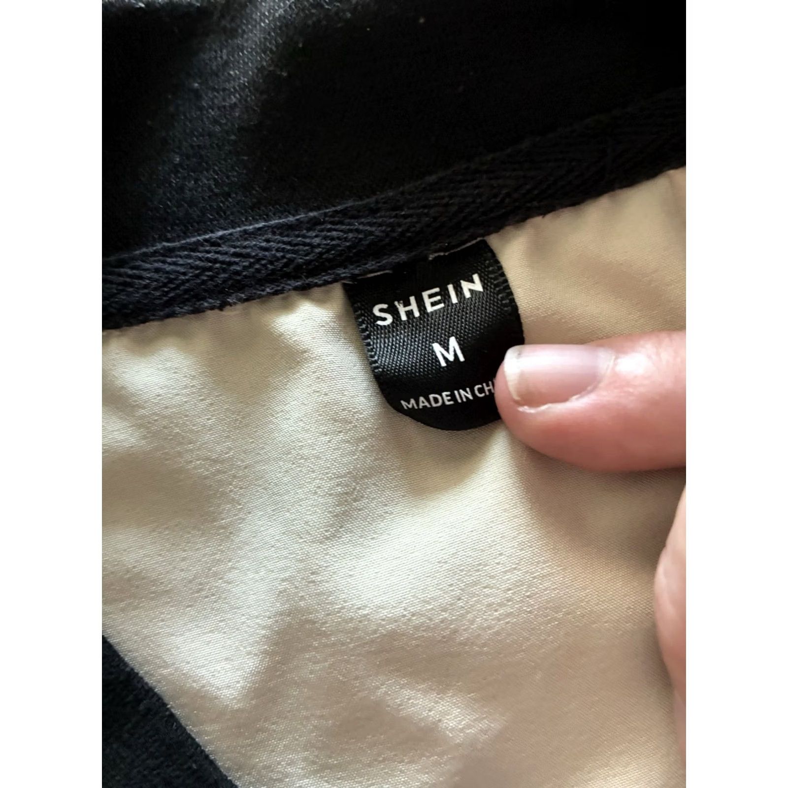 Shein SHEIN Chicago #23 Beige Medium Button-Up Bowling Shirt Men Short Sleeve Button-Down Collar Size US M / EU 48-50 / 2 - 3 Thumbnail