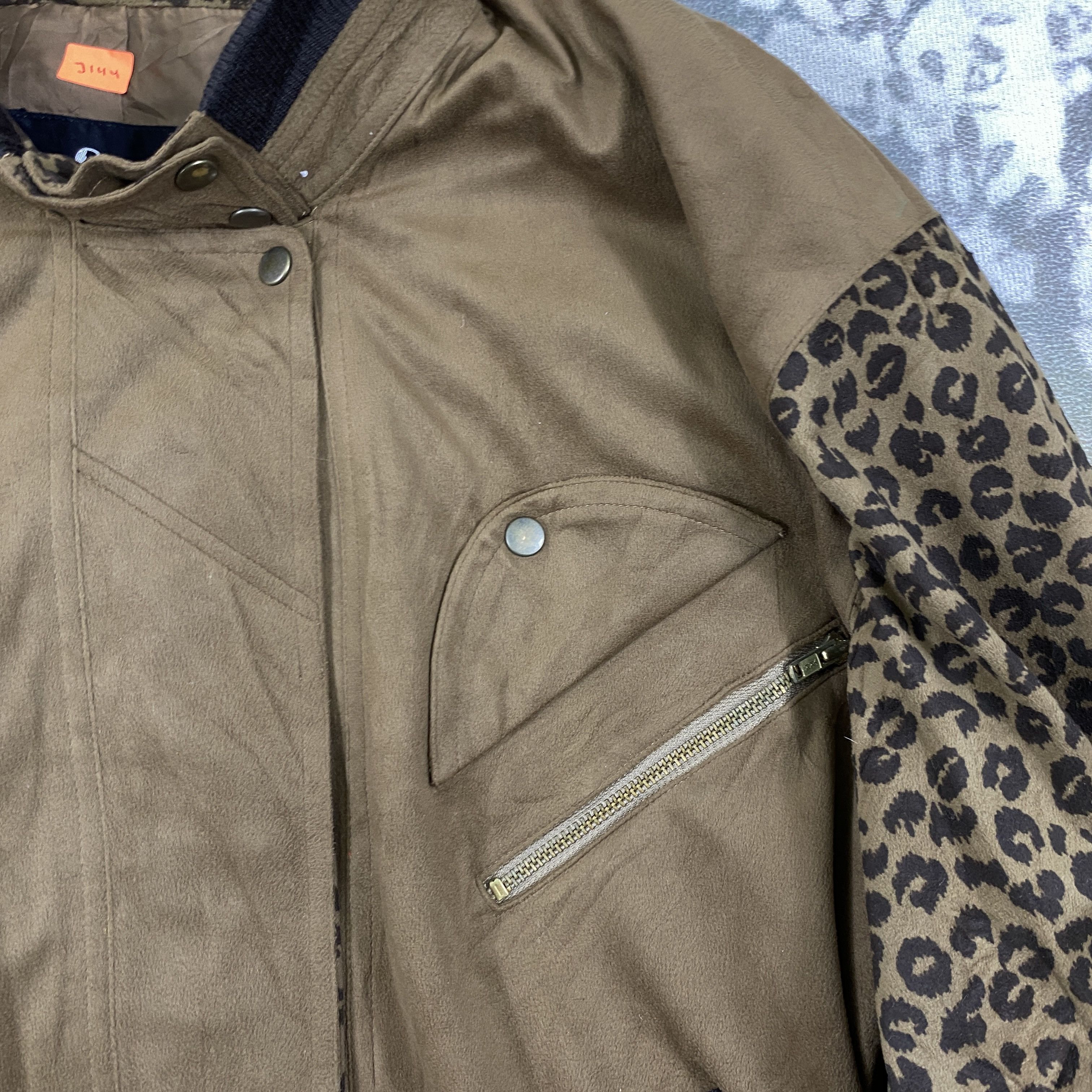 Vintage Vintage Franca V Paoloni Leopard Design -J144 Size US L / EU 52-54 / 3 - 8 Thumbnail