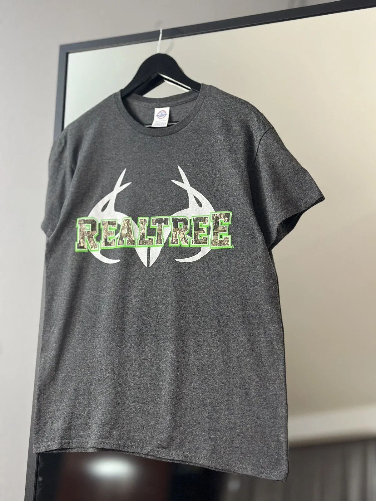 Realtree Vintage Real Tree T-shirt military Y2K streetwear Green Size US M / EU 48-50 / 2 - 3 Thumbnail
