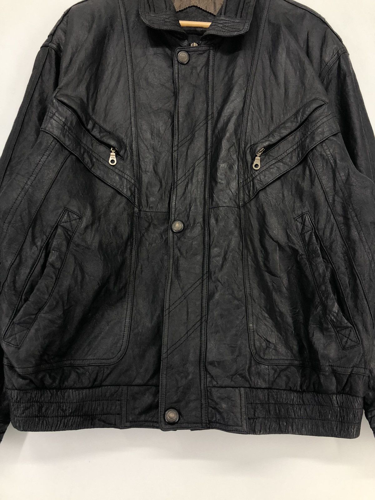 Genuine Leather Vintage C&A San Diego Cowhide Leather Bomber Jacket Size US L / EU 52-54 / 3 - 11 Thumbnail