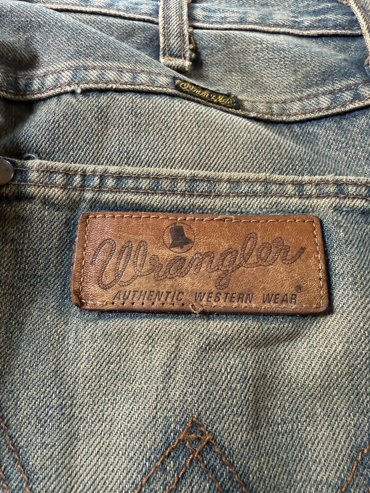 Japanese Brand Vintage Wrangler Earthy Mud Wash Selvedge Straight Jeans Size US 28 / EU 44 - 19 Thumbnail
