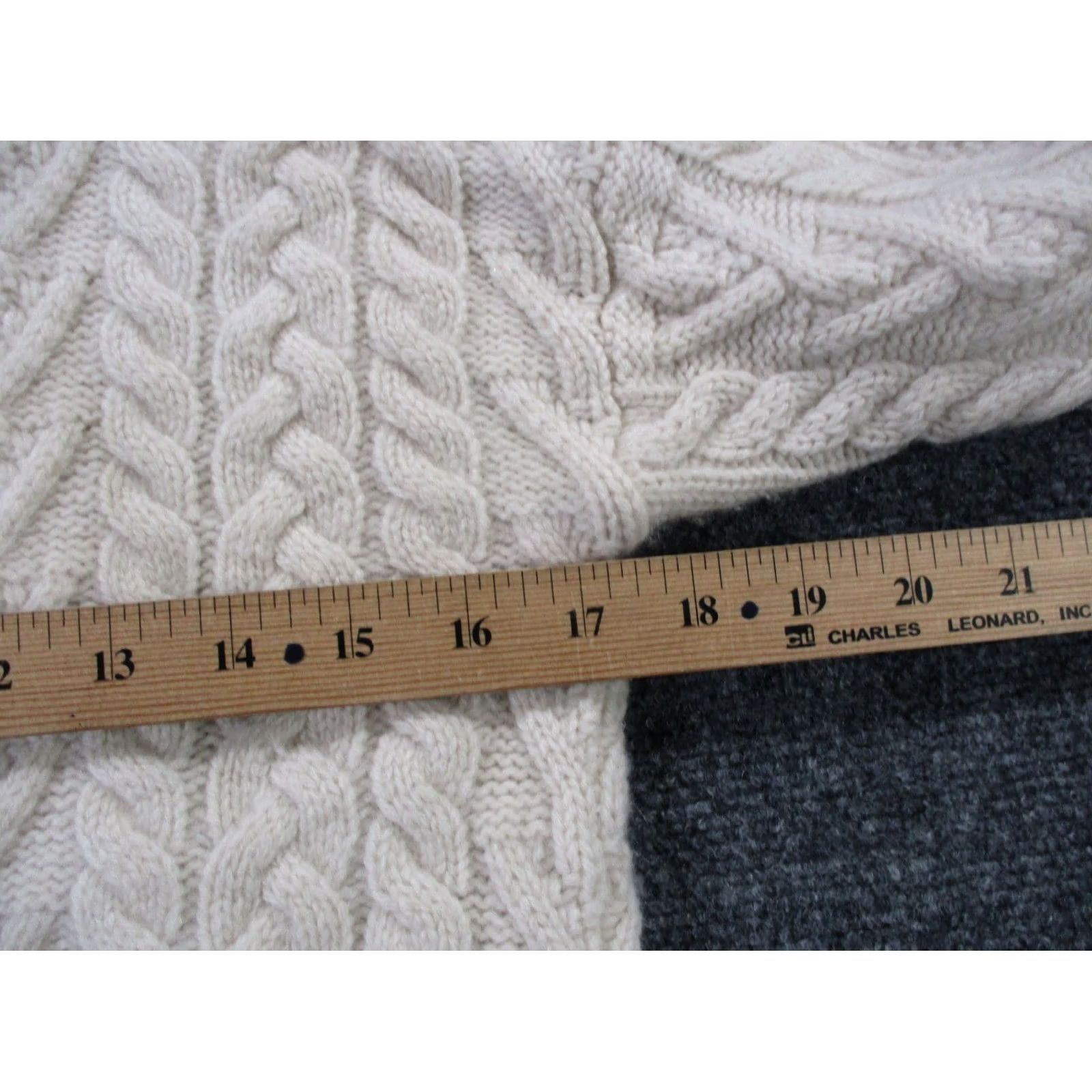 Ralph Lauren Lauren Ralph Lauren Jacket Womens S Wool Cashmere Blend Cable Knit Sweater Size S / US 4 / IT 40 - 5 Thumbnail
