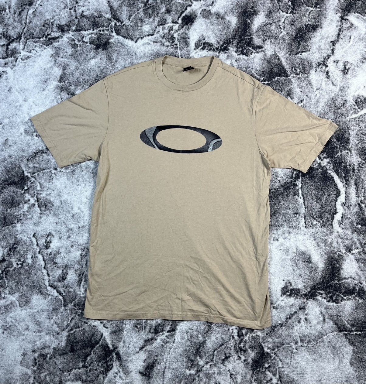 Oakley Oakley Big Logo Tee Beige Y2K Regular Fit L Size US L / EU 52-54 / 3 - 1 Thumbnail