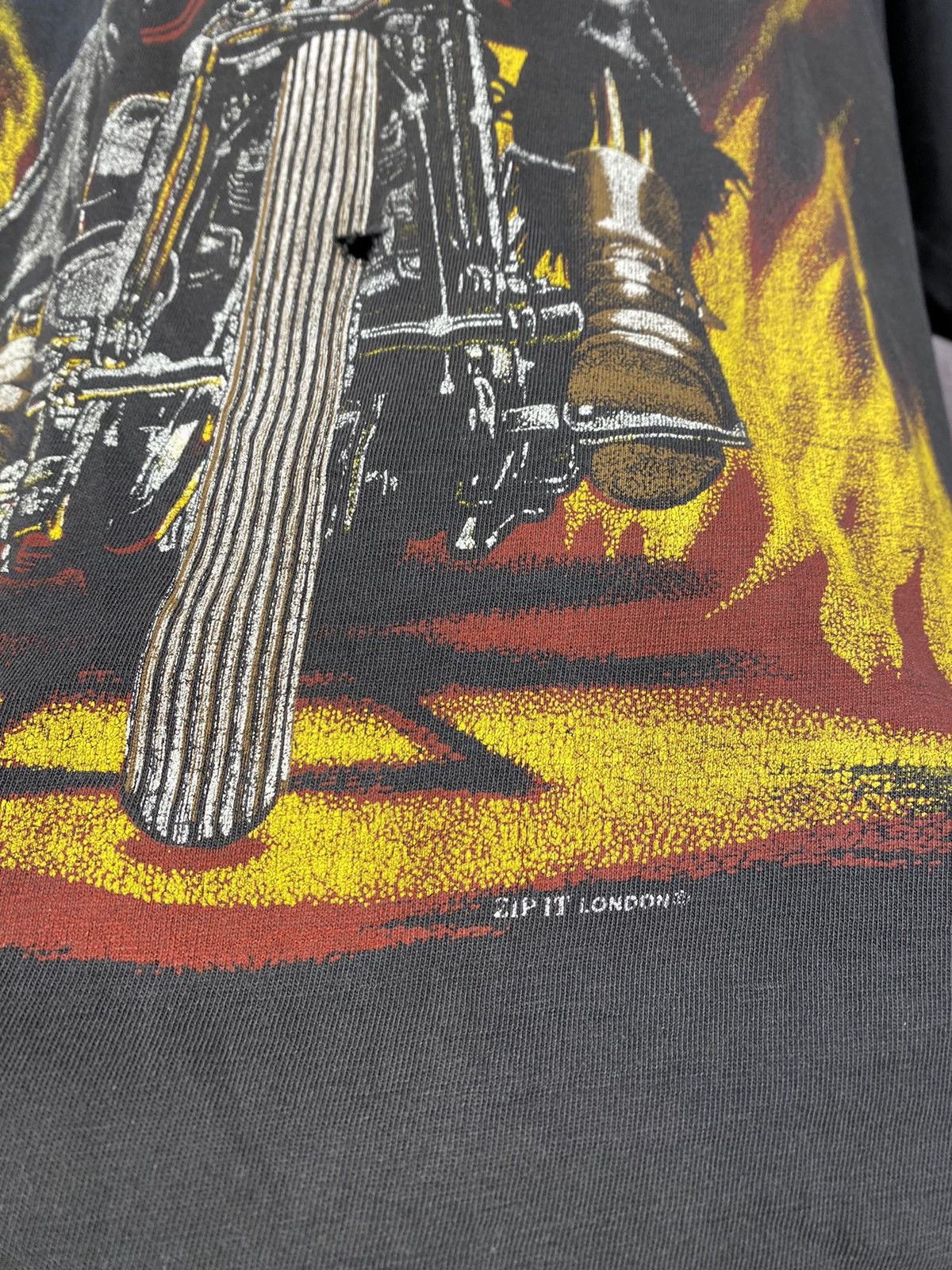 Guns N' Roses Vintage Ghost Rider by ZIP IT London T-shirt ( Size US L / EU 52-54 / 3 - 3 Thumbnail