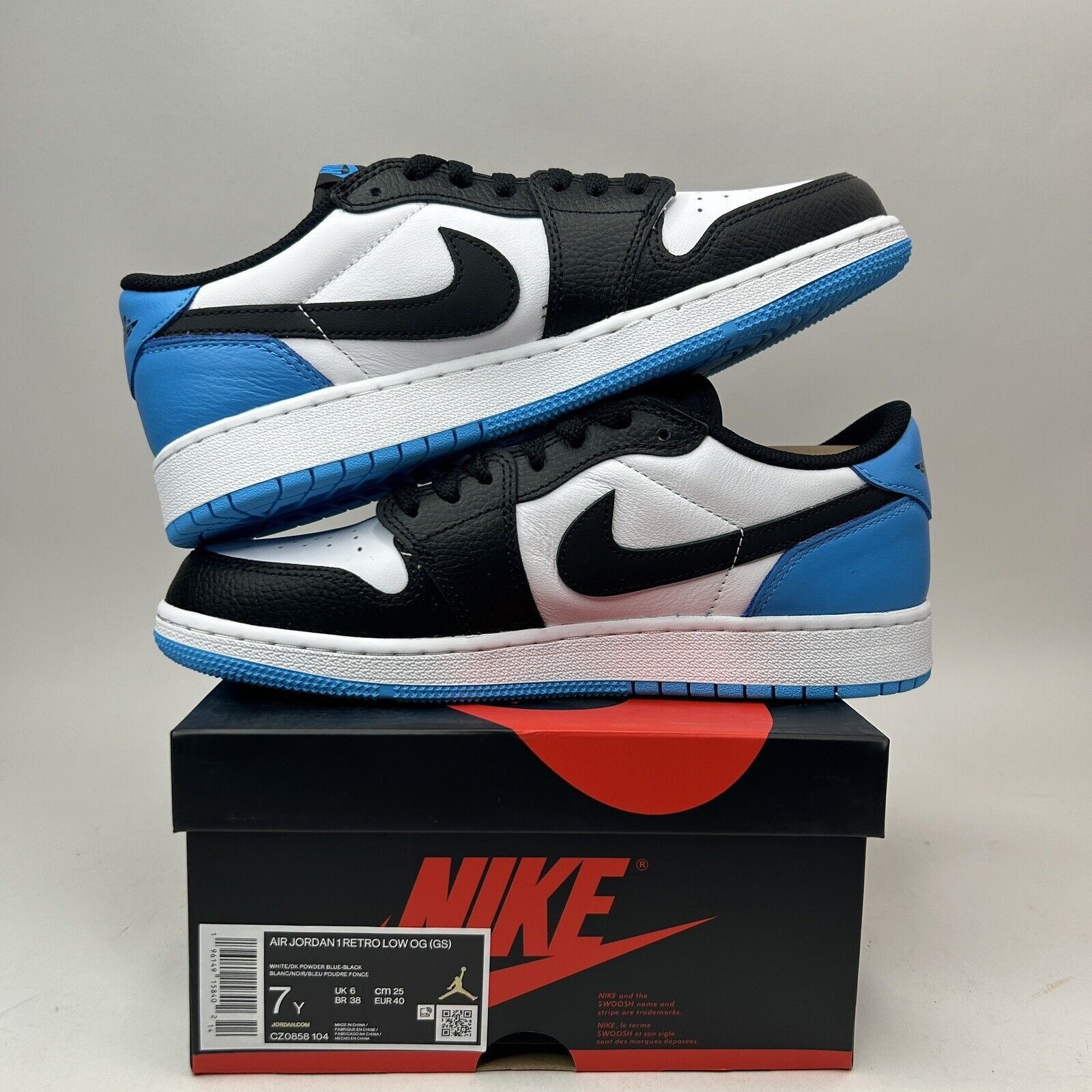 Nike Nike Air Jordan 1 Retro Low OG “Powder Blue/UNC” 2023 Size US 8.5 / IT 38.5 - 3 Thumbnail