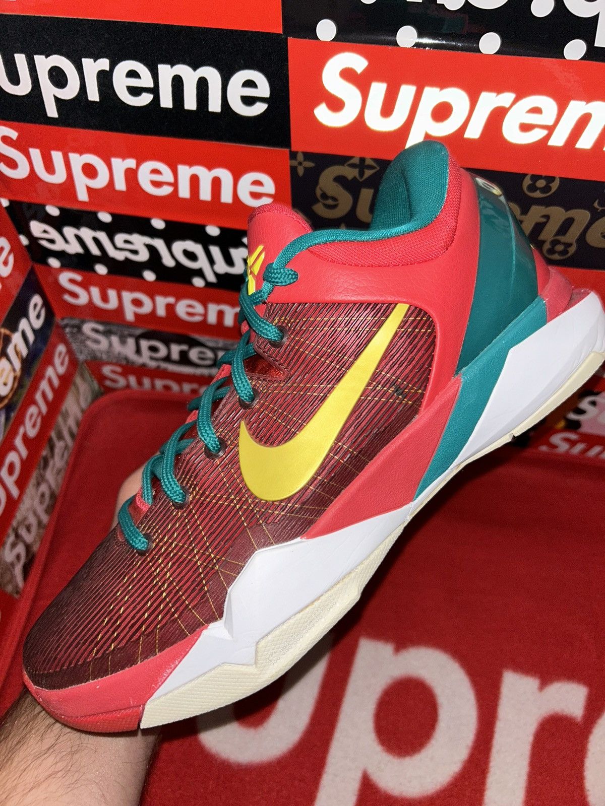 Nike Nike Kobe 7 Year of the Dragon 488369-600 size 9 Size US 9 / EU 42 - 6 Thumbnail