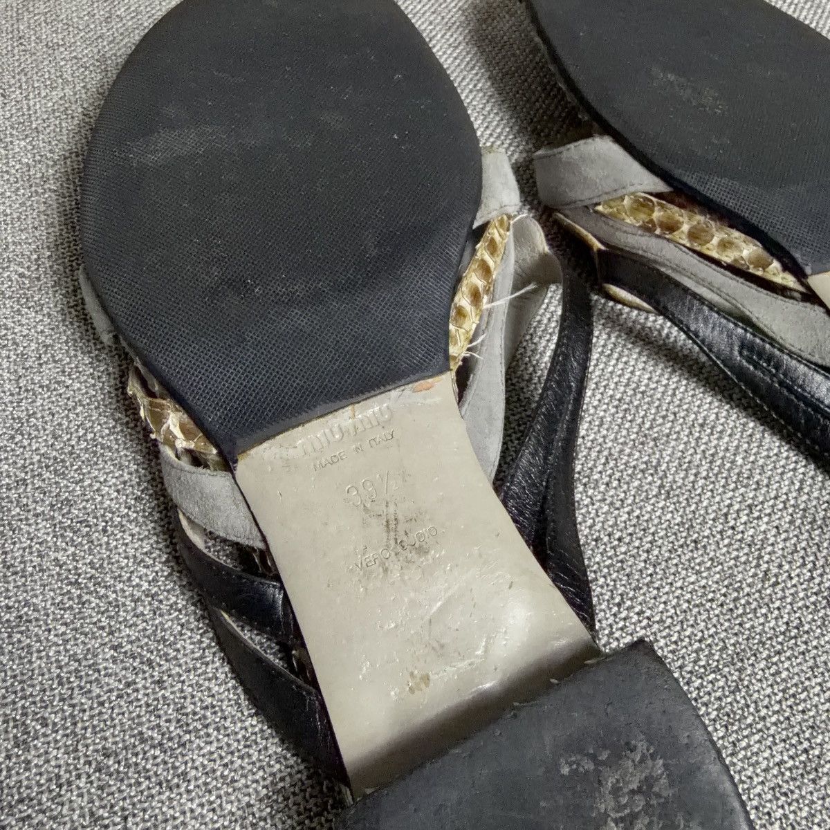 Miu Miu Vintage Miu Miu Python Leather Flip Flops Sandals 39 Size US 9 / IT 39 - 9 Thumbnail