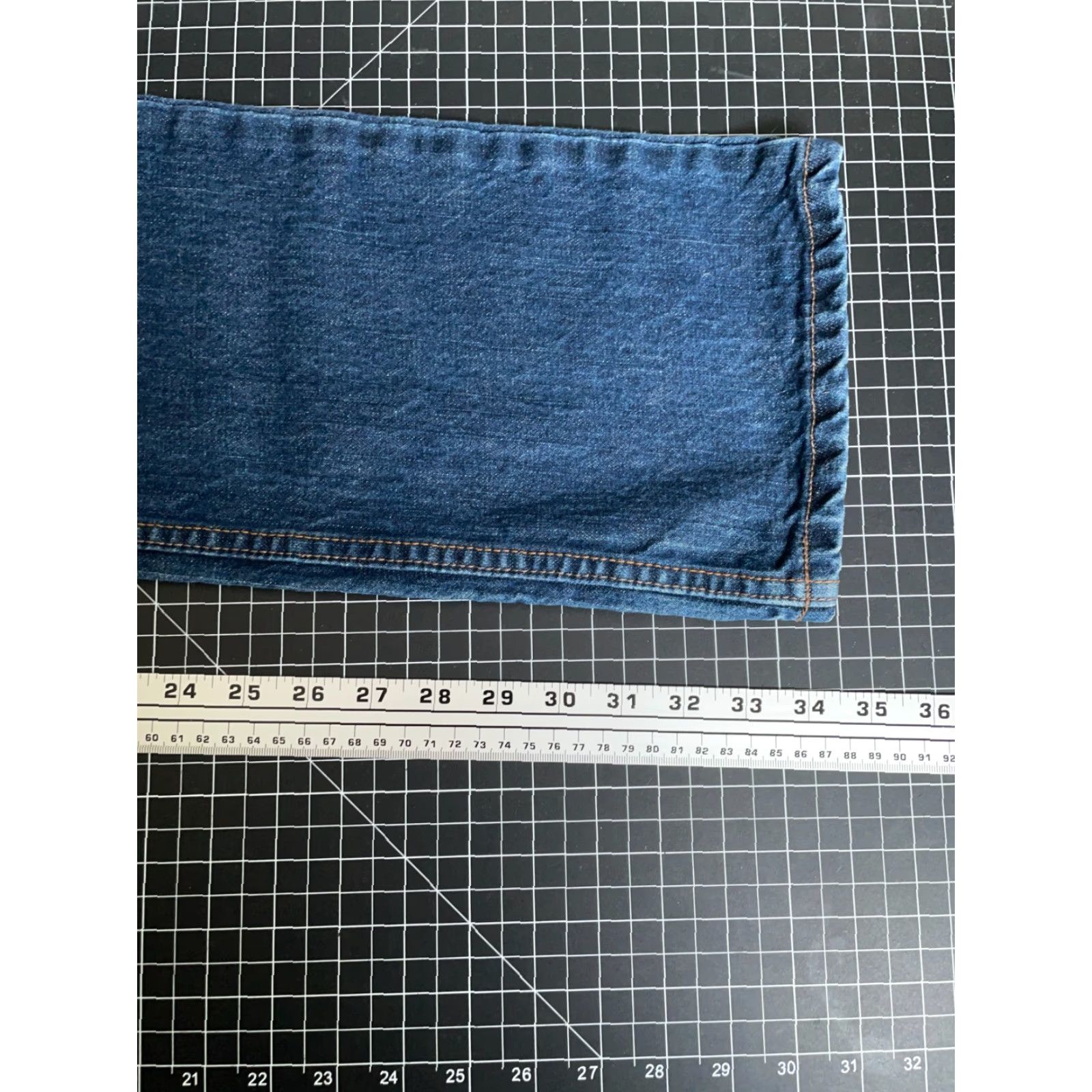 Vintage Cinch Slim Fit Jeans Men's 38 Blue Denim Low Rise 5-Pocket Regular Inseam 34 Retro Grunge Size US 29 - 6 Thumbnail