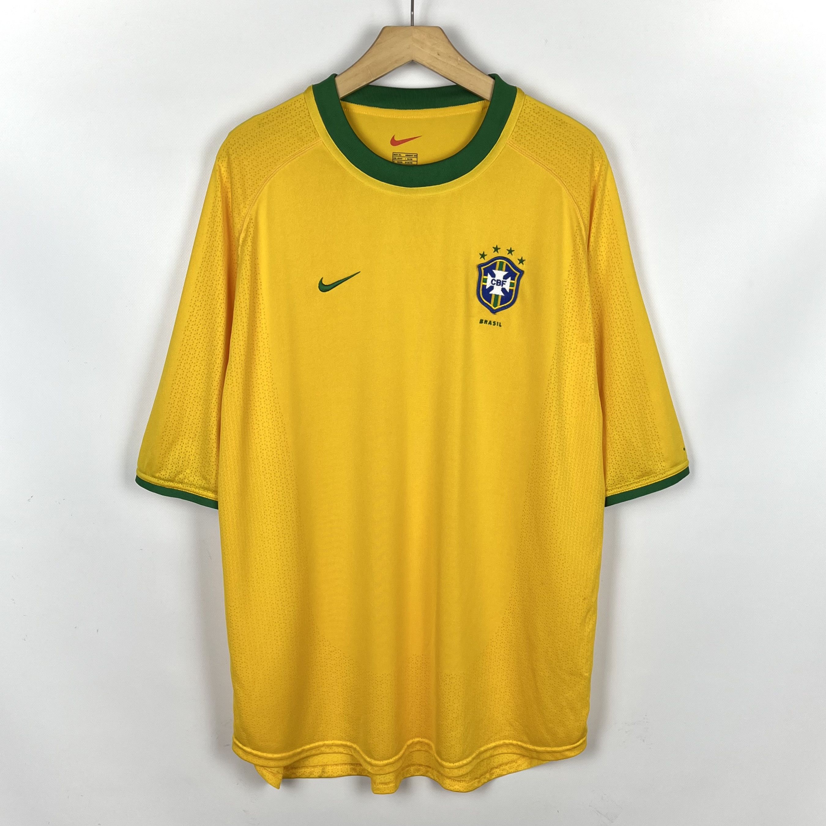 Nike Vintage Nike Brazil Home Soccer Jersey Shirt 2000/2002 Size US XL / EU 56 / 4 - 1 Thumbnail
