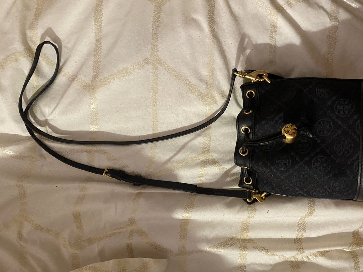 Tory Burch Tory Burch bucket purse Size ONE SIZE - 4 Thumbnail