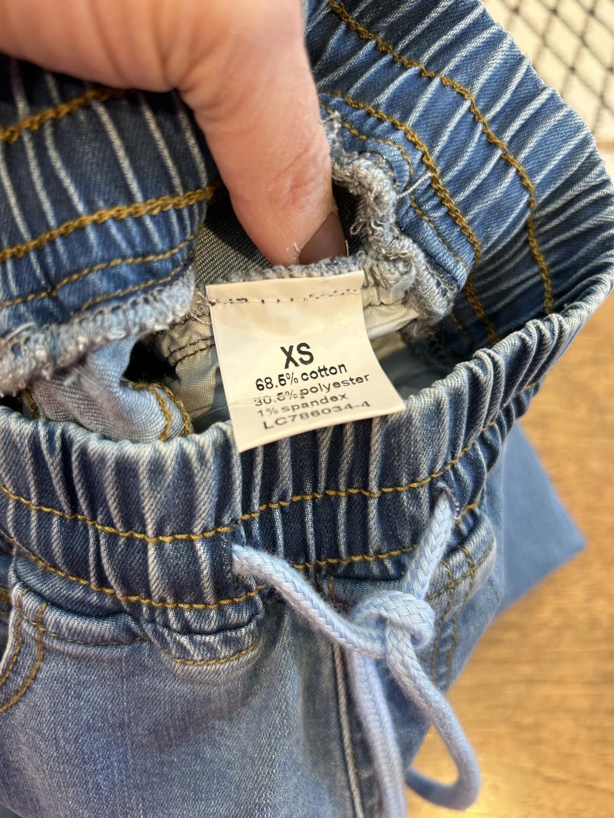 The Unbranded Brand Light Blue Distressed Denim Jogger Pants with Elastic Waist Size 26" / US 2 / IT 38 - 4 Thumbnail