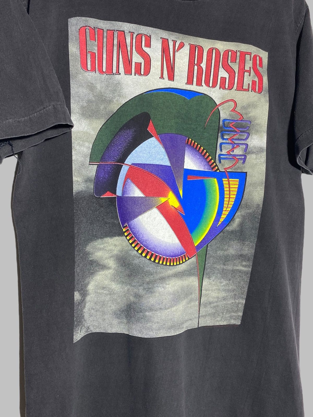 Band Tees 🔥 VINTAGE 90s GUNS N ROSES COMA WORLD TOUR SINGLE STITCH Size US L / EU 52-54 / 3 - 4 Thumbnail