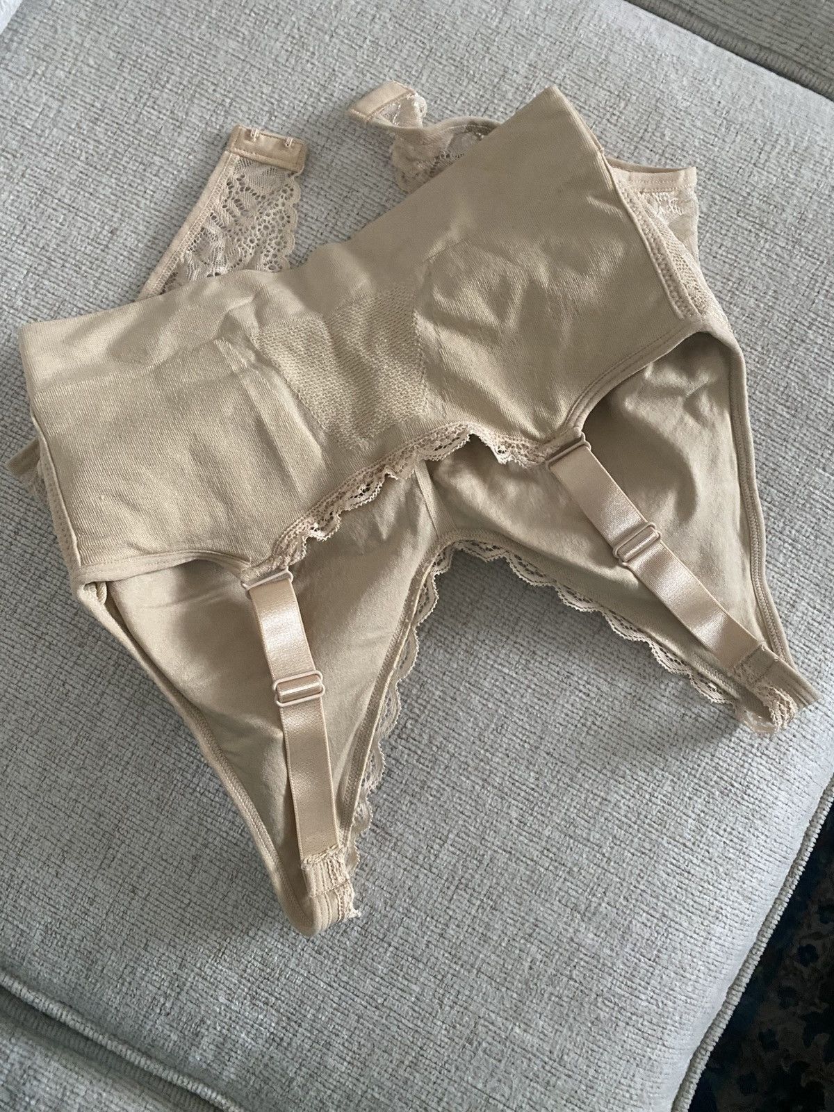 Other Beige Shaping Wireless Front Cross Side Buckle Lace L NWOT Size ONE SIZE - 8 Thumbnail