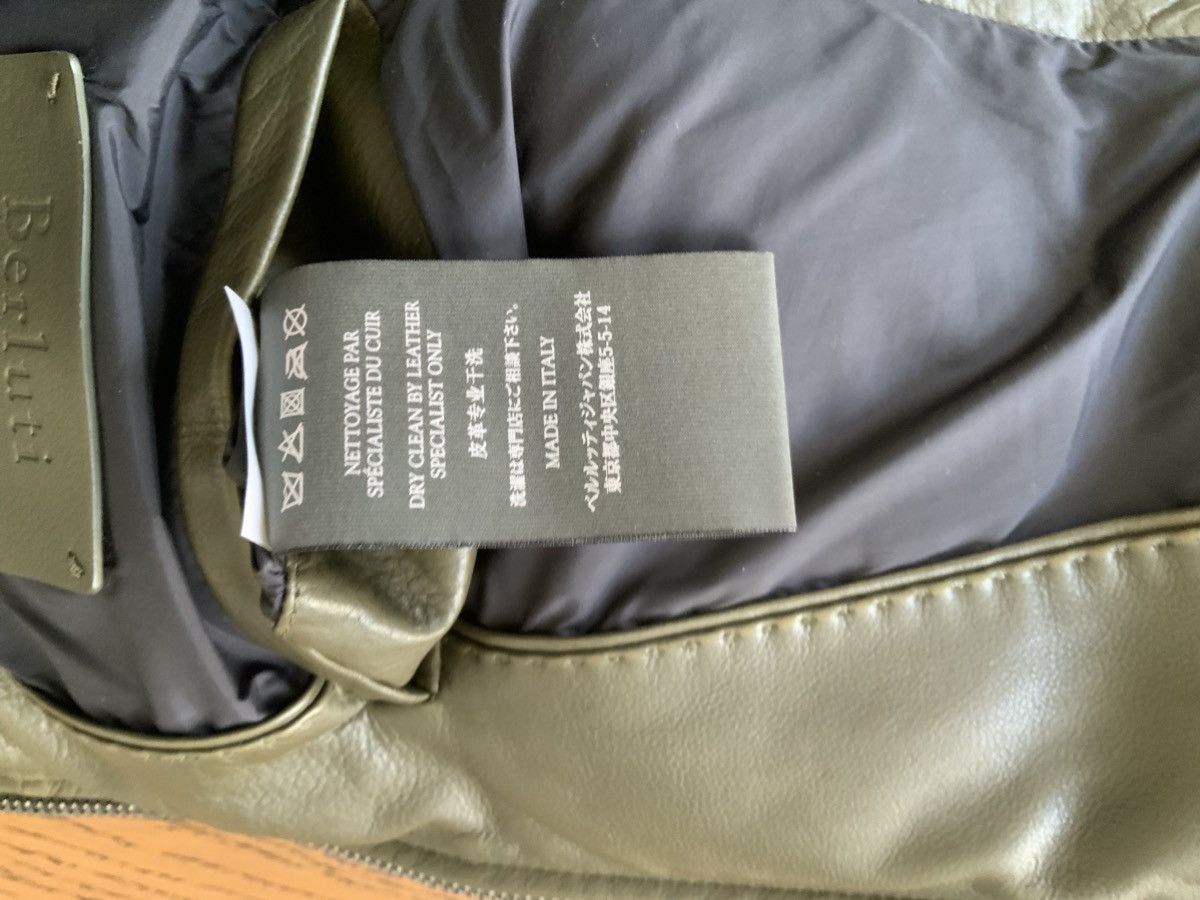 Berluti Haider Ackermann Camo green Calf leather vest Size US M / EU 48-50 / 2 - 9 Thumbnail