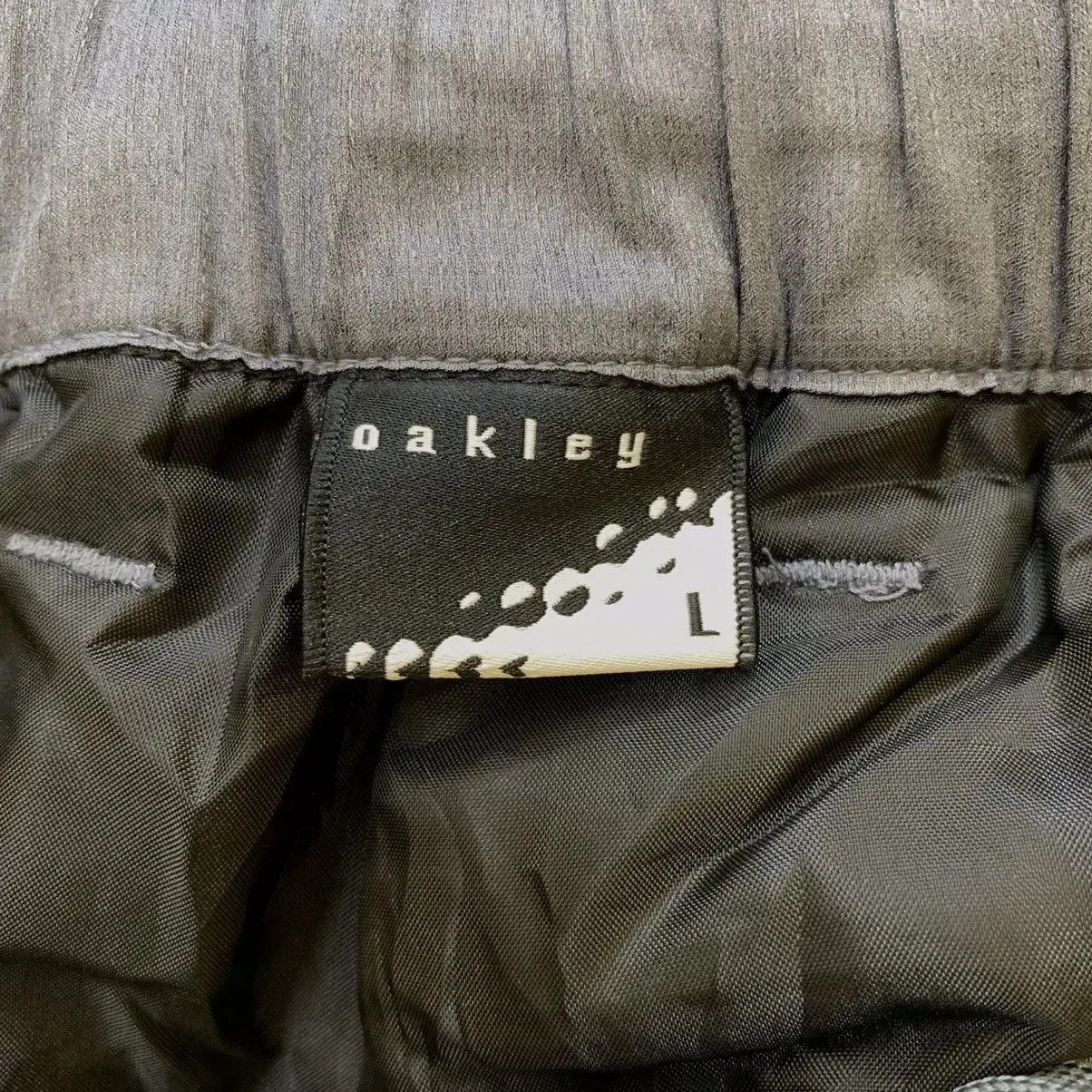 Oakley Vintage OAKLEY Gorp Core Technical Skull Logo Pant Trouser Size US 30 / EU 46 - 6 Thumbnail