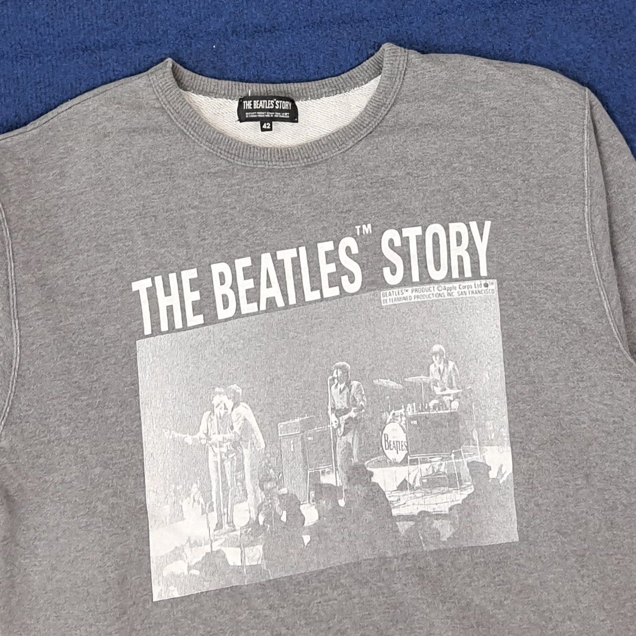 Band Tees Vintage The Beatles Story Apple Corps Band C260N25 Size US M / EU 48-50 / 2 - 2 Thumbnail