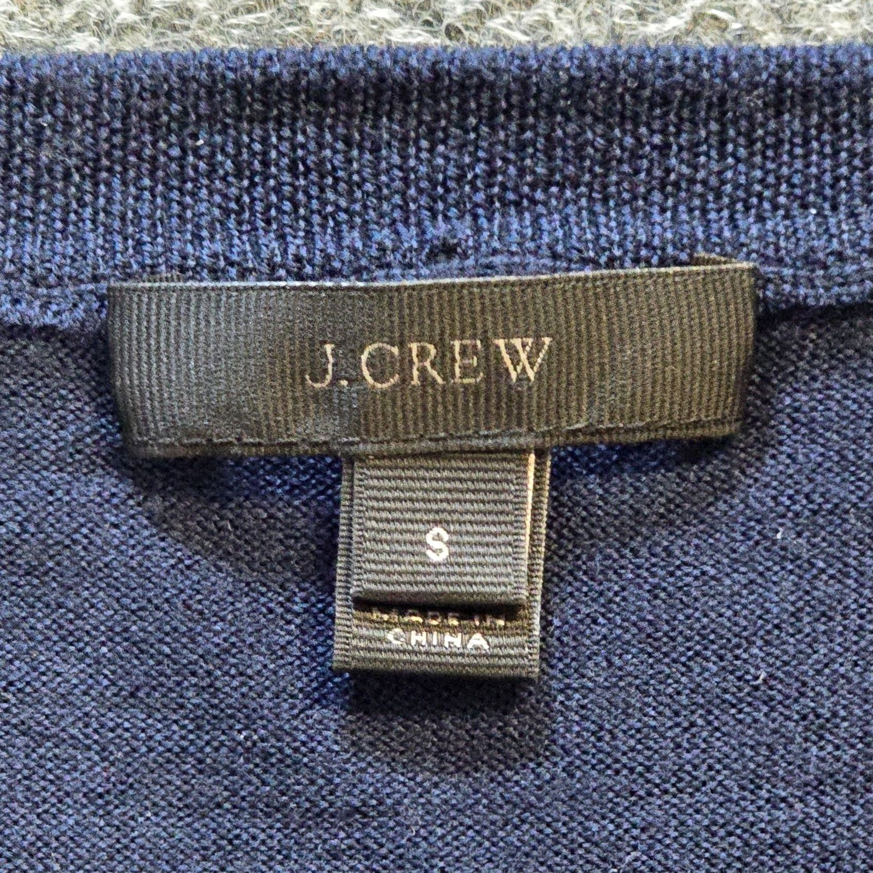 J.Crew J.CREW Sweater Women Size S Blue Merino Wool V-Neck Flare Sleeve Casual Size S / US 4 / IT 40 - 4 Thumbnail