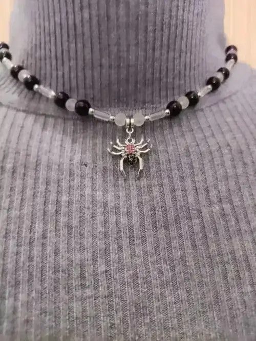 Jewelry Spider Vintage Necklace chain pendent Size ONE SIZE - 2 Thumbnail