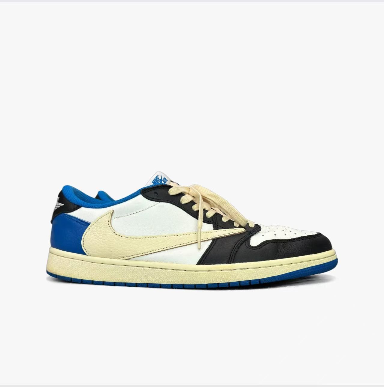 Nike × Travis Scott Nike AJ X Travis Scott X Fragment Desgng low top sneakers Size US 11.5 / EU 44-45 - 4 Thumbnail