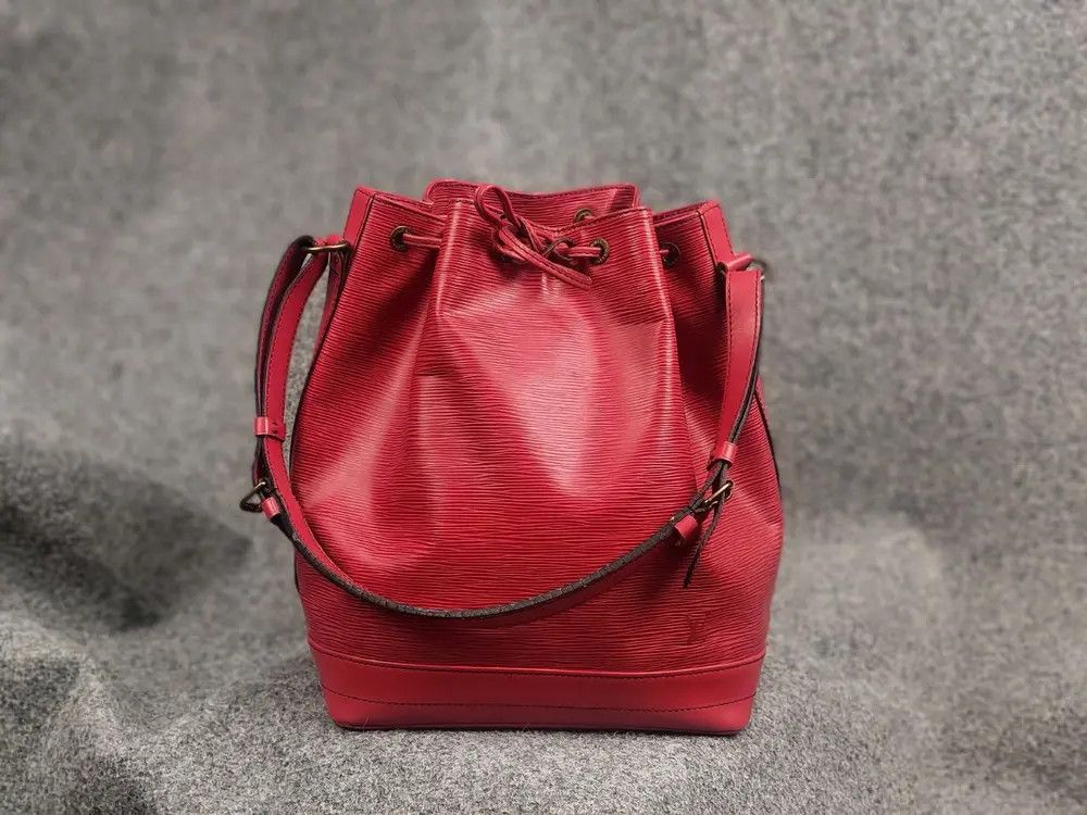 Louis Vuitton Louis Vuitton Noé Epi Vintage authentic Shoulder Red Bag Size ONE SIZE - 1 Thumbnail