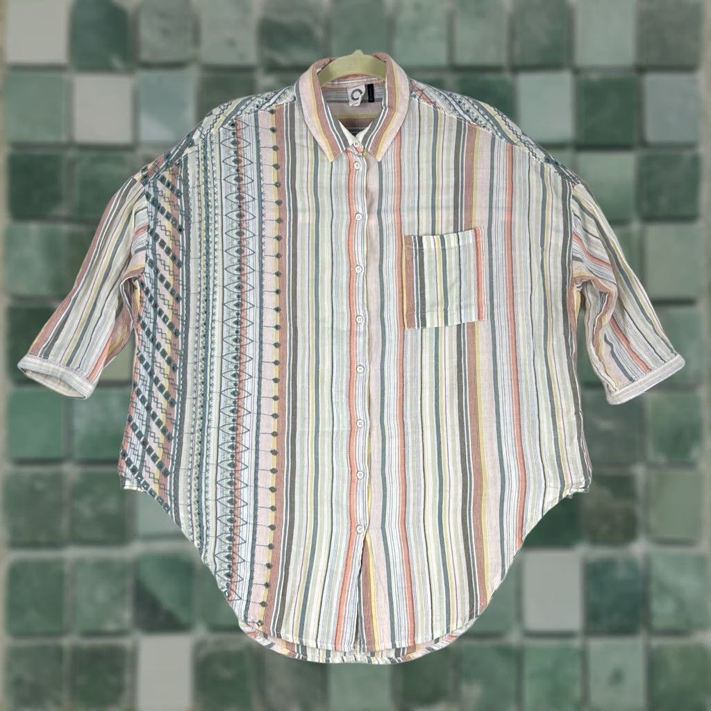 Anthropologie VINTAGE Akemi + Kin Oversized Shirt Womens XS Ivory Striped Button-Up Casual 3/4 Sleeve Pant? Size XS / US 0-2 / IT 36-38 - 1 Thumbnail