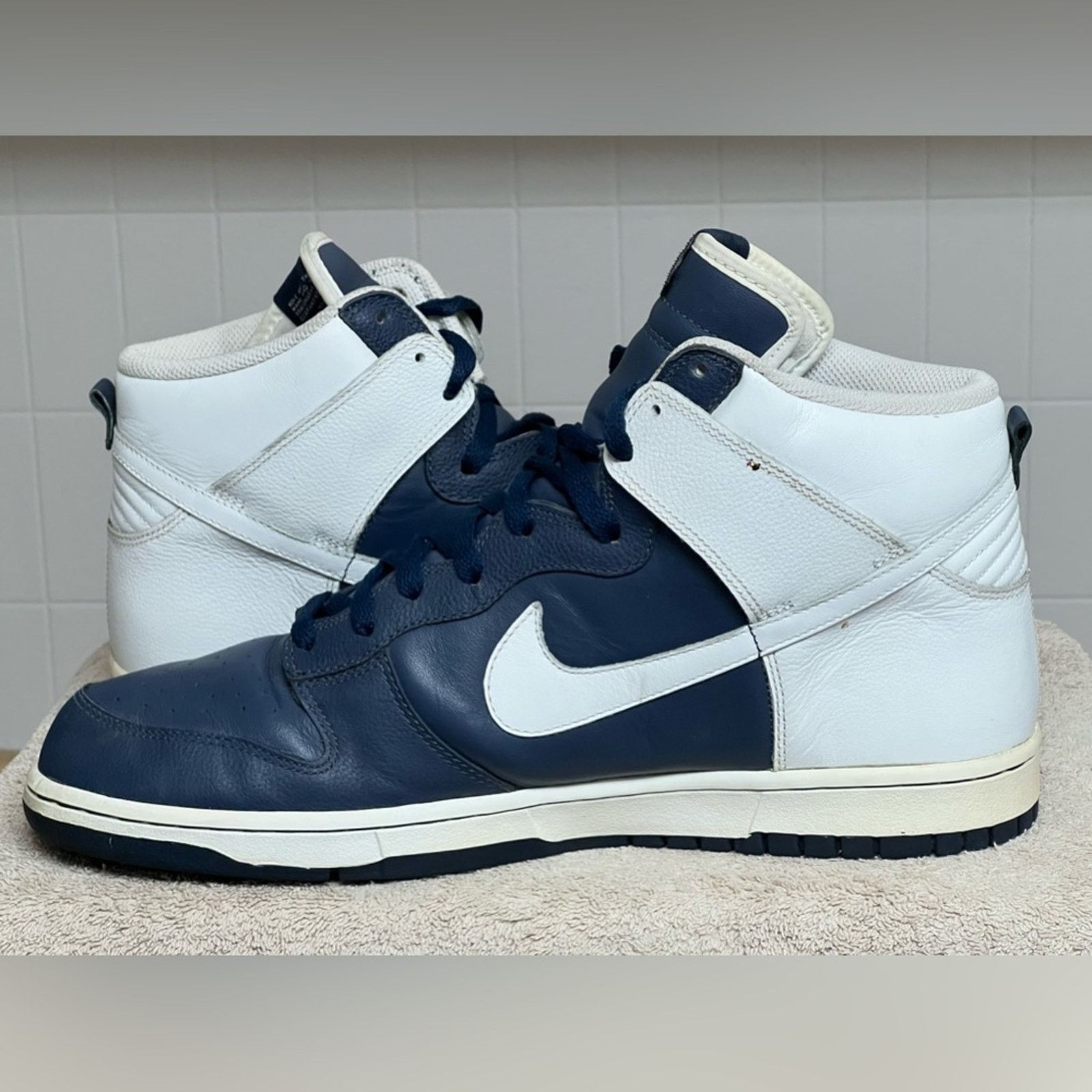 Nike Nike Dunk High 2006 Mens Size 13 VP Navy White Leather RARE Size US 13 / EU 46 - 4 Thumbnail