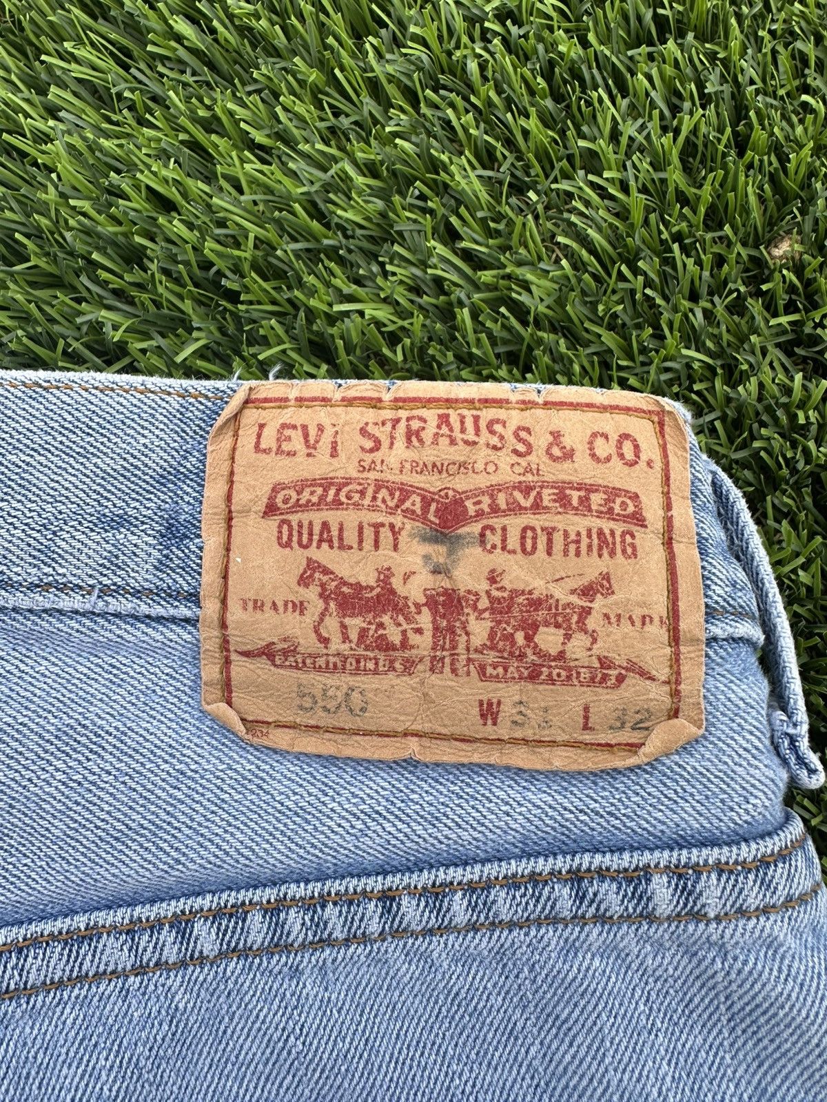 Japanese Brand × Levi's × Vintage Vintage baggy sashiko patch Levi’s 550 jorts Size US 31 - 8 Thumbnail