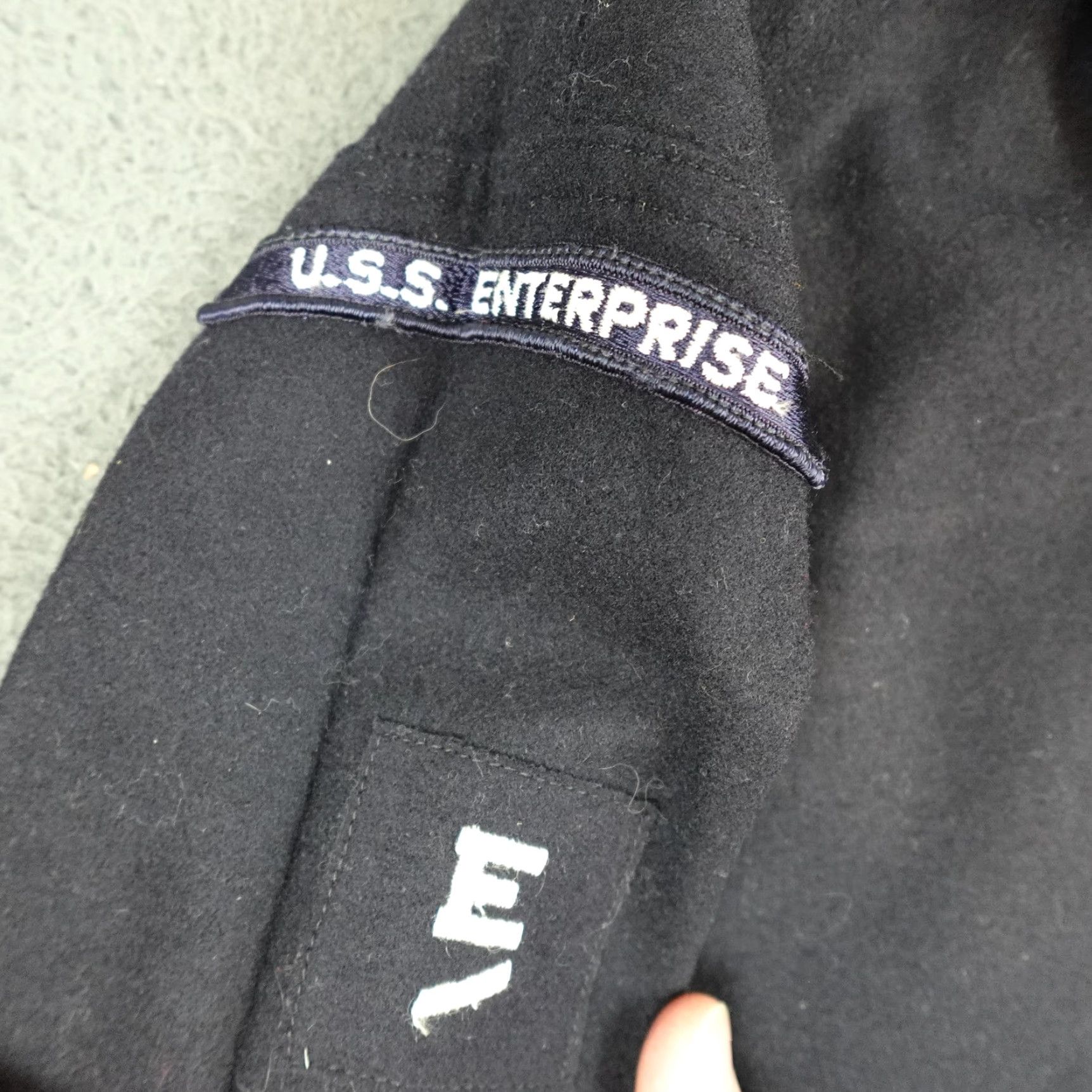 Vintage VINTAGE US Navy Jumper Mens 38L Blue Wool Dress Uniform USS Enterprise 70s Size US M / EU 48-50 / 2 - 4 Thumbnail