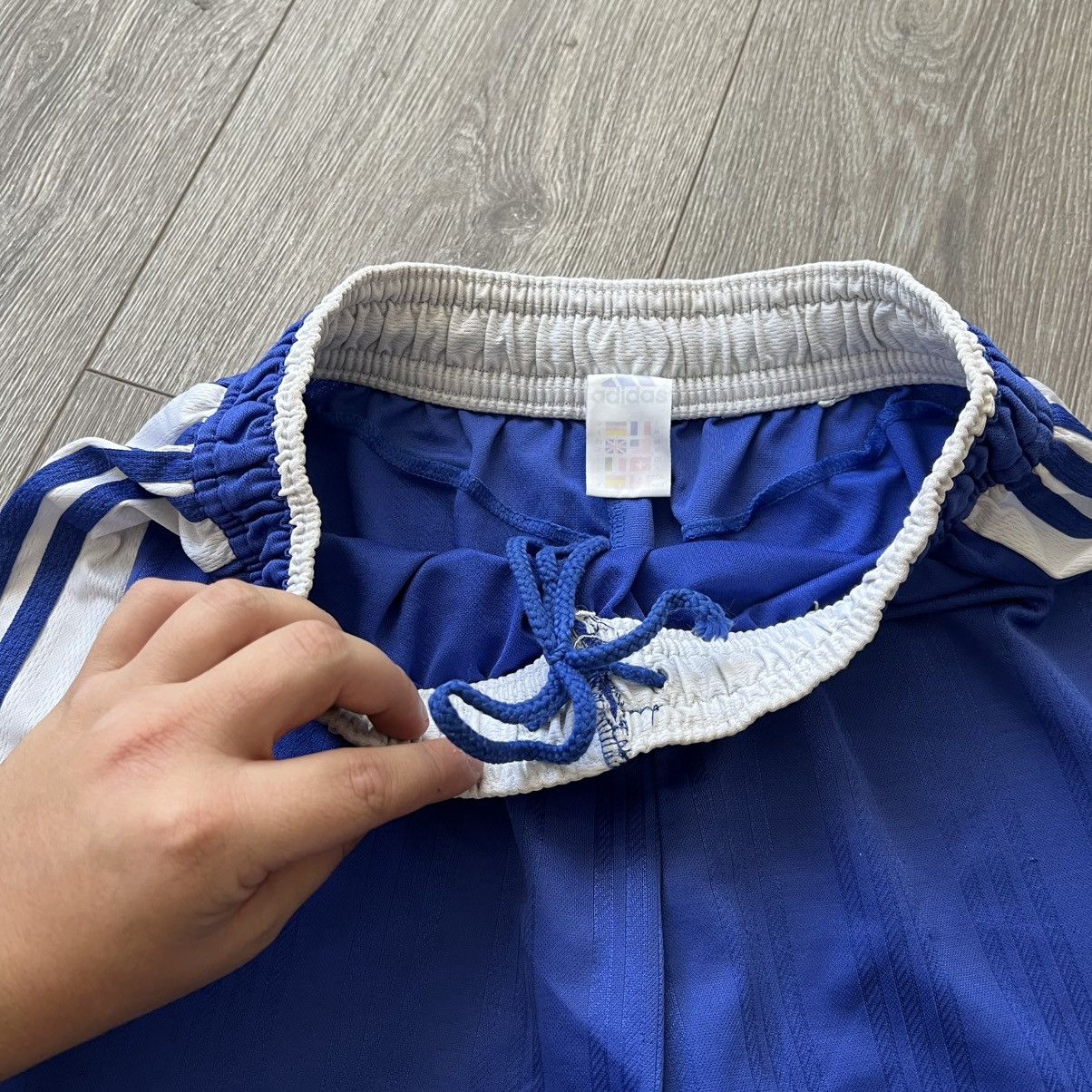 Adidas Vintage 90s Adidas Shorts Size M Size US 32 / EU 48 - 8 Thumbnail