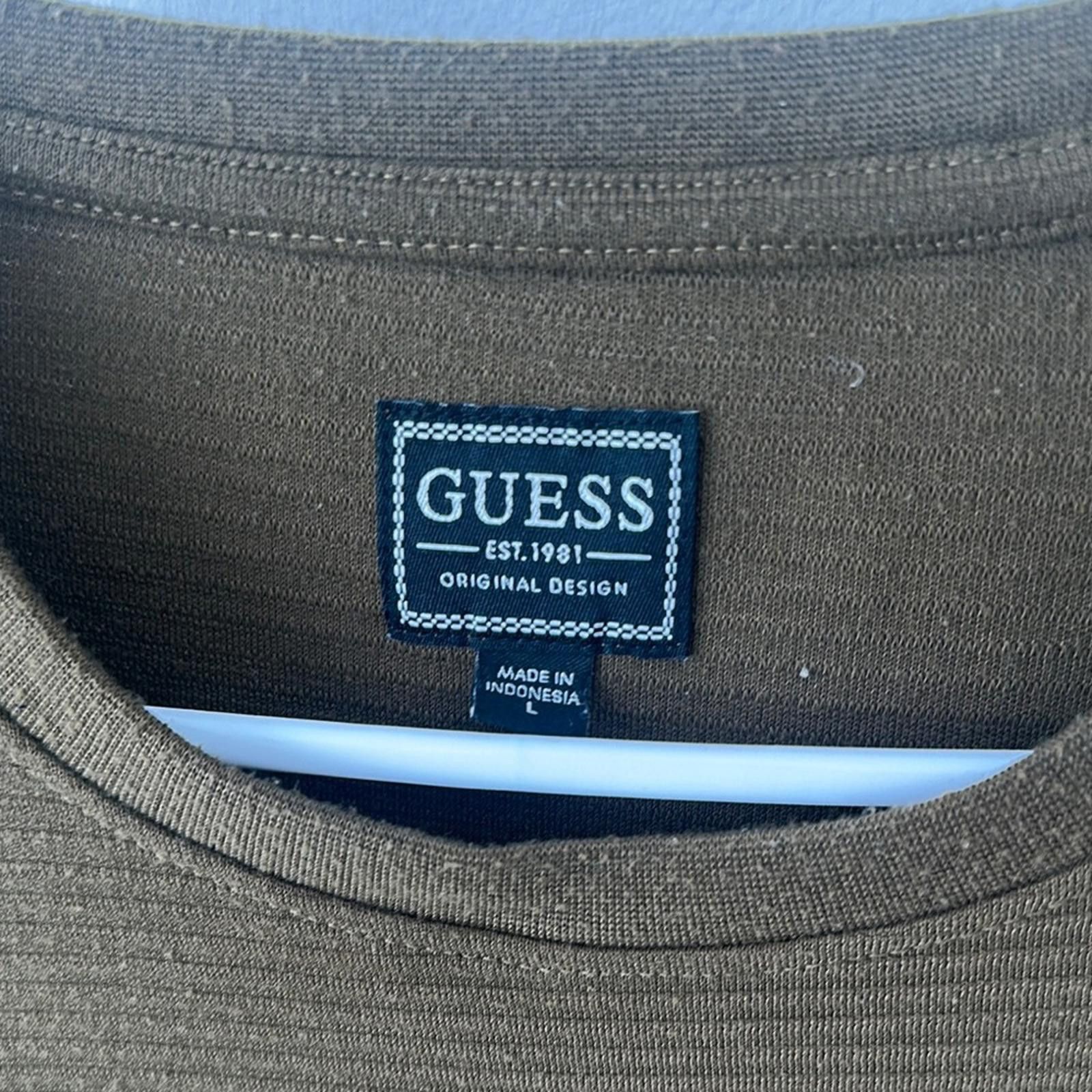 Guess Guess Green Long Sleeve Tee Smooth Fabric Size US L / EU 52-54 / 3 - 2 Thumbnail