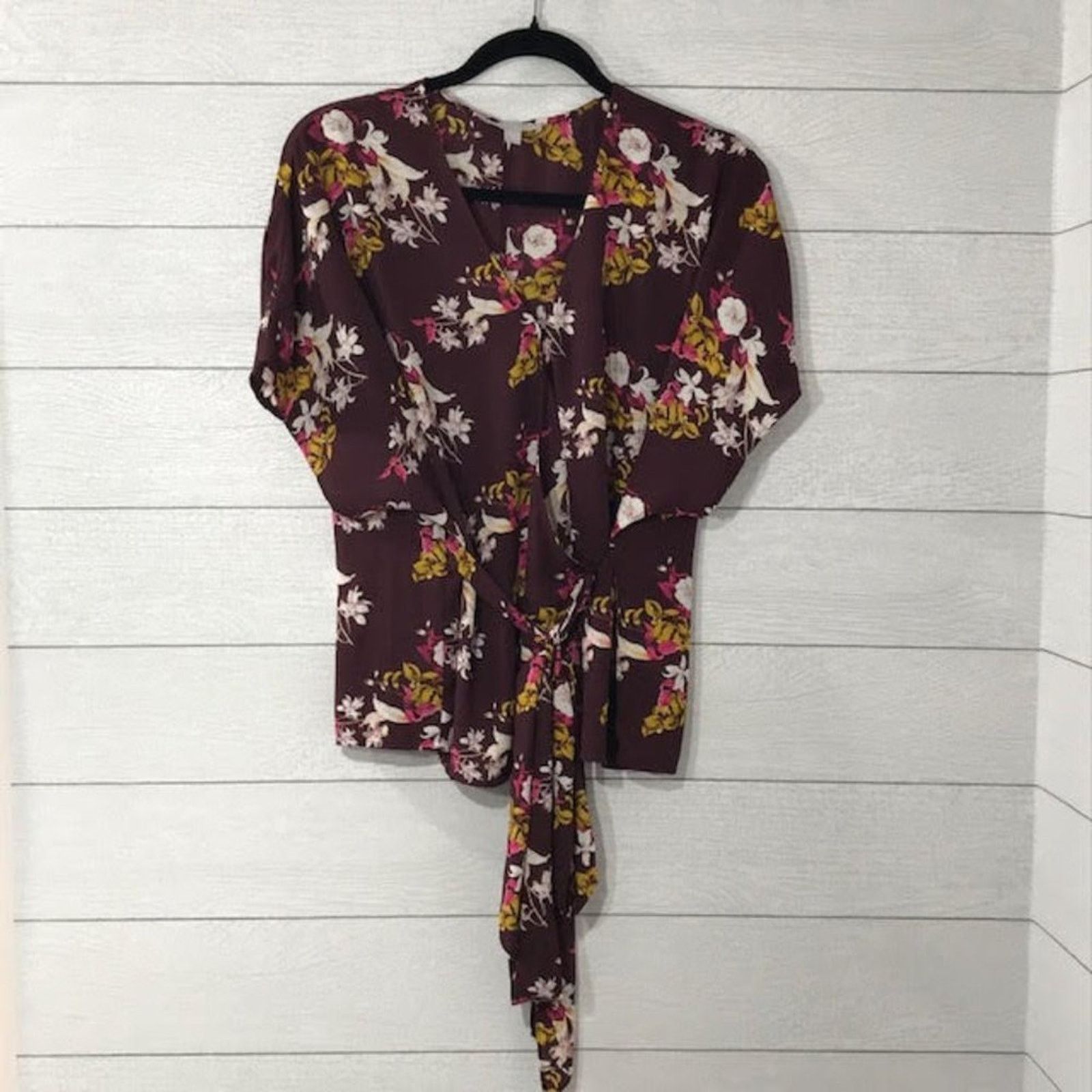 Other Chelsea28 Floral Wrap Top Medium NWOT Size M / US 6-8 / IT 42-44 - 1 Thumbnail