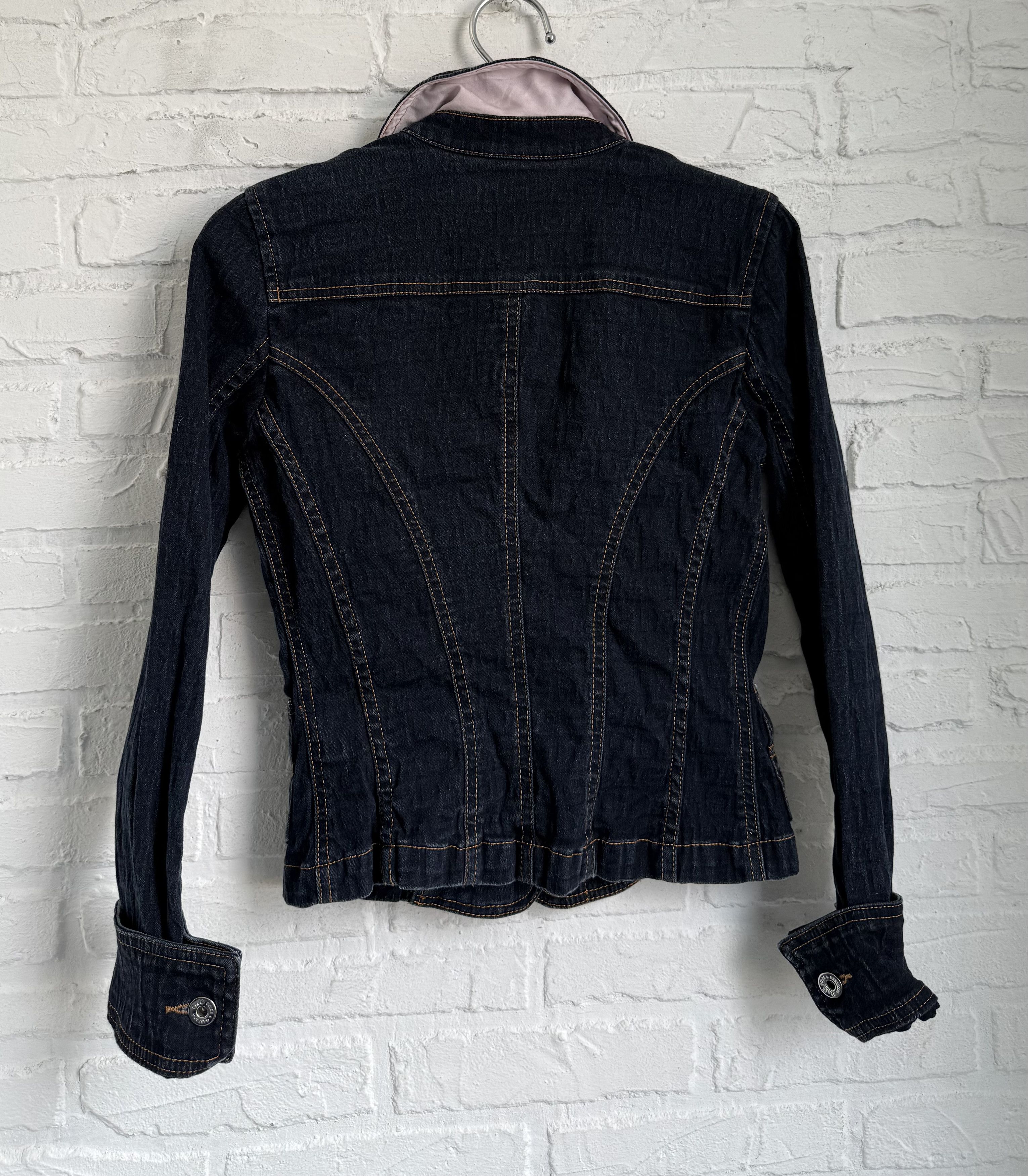 Dolce & Gabbana Vintage D&G Dolce & Gabbana Monogram Denim Jacket Y2K Size S / US 4 / IT 40 - 13 Thumbnail
