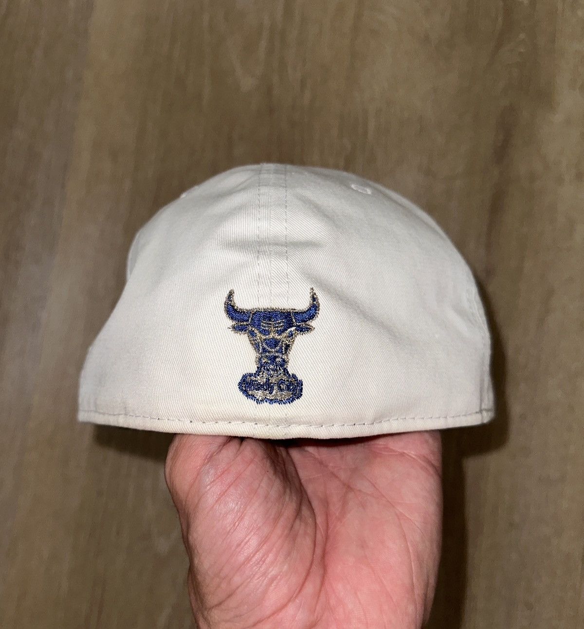New Era Chicago Bulls Hardwood Classics Fitted Hat Size 7 1/2 Size ONE SIZE - 3 Thumbnail
