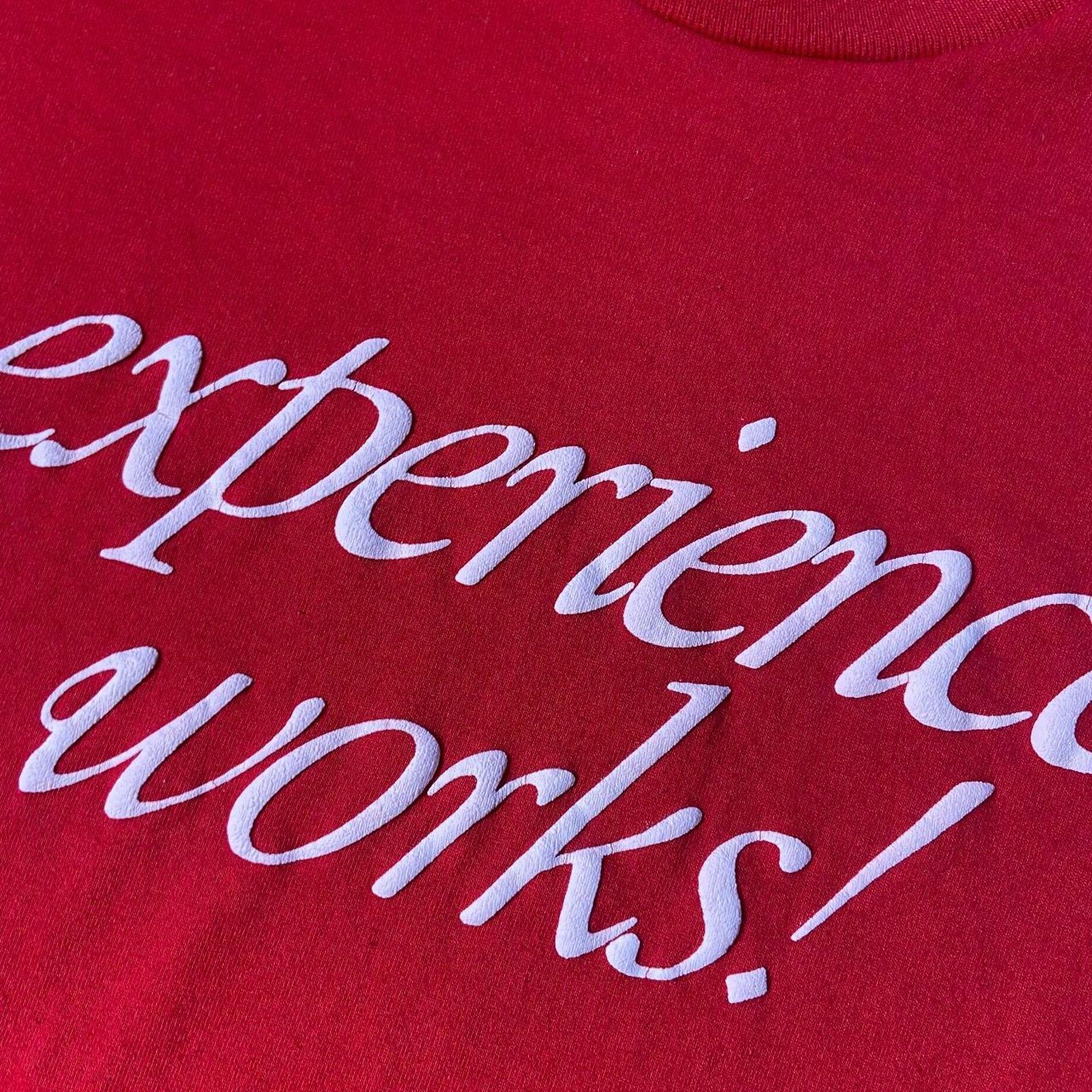 Other 90s red tee shirt experience Size US XL / EU 56 / 4 - 2 Thumbnail