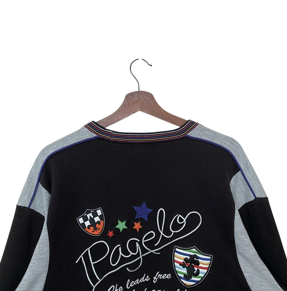 Vintage Vintage Brand Pagelo Sweatshirt 2000s Size US L / EU 52-54 / 3 - 4 Thumbnail