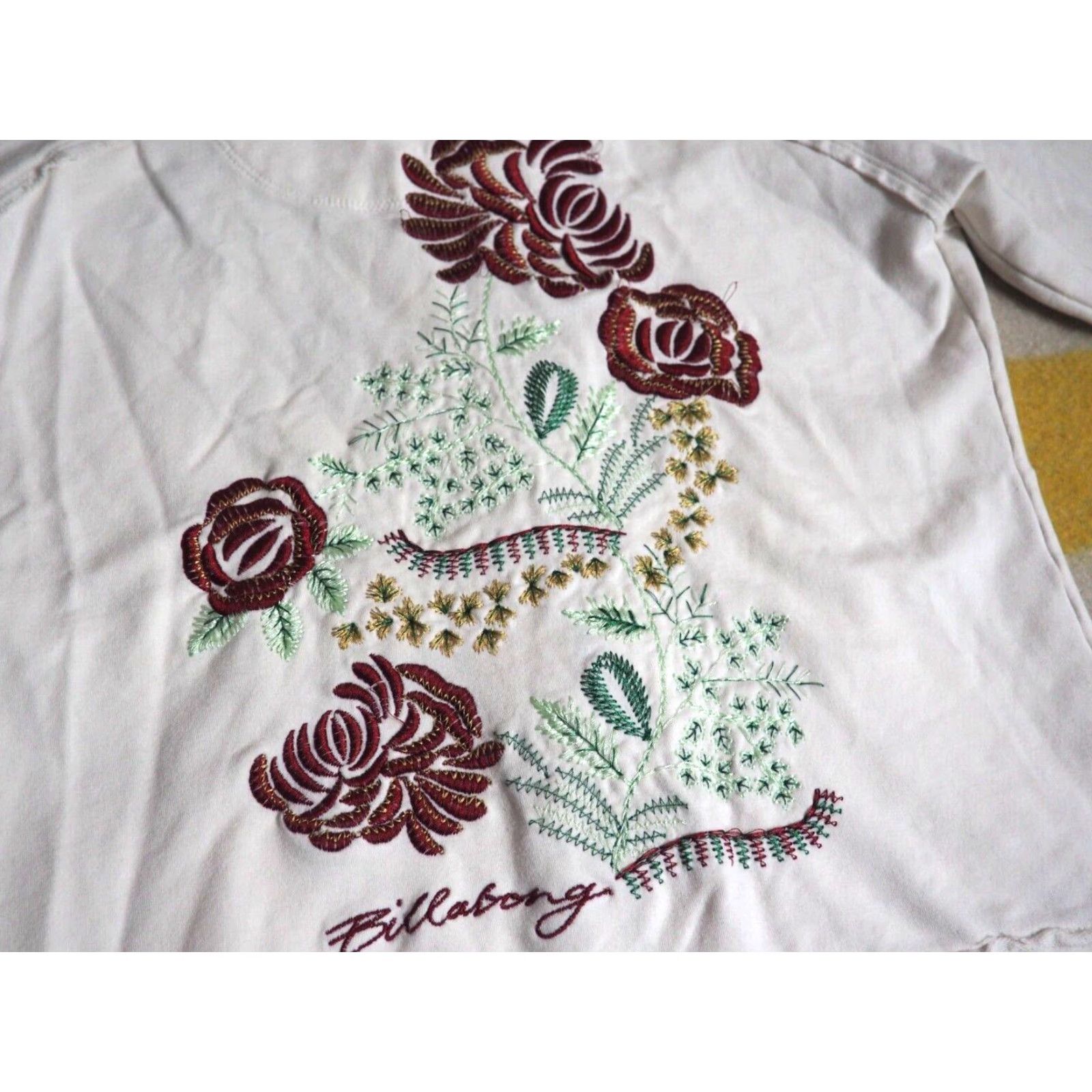 Billabong VINTAGE Billabong Sweatshirt Womens Full Zip Crew Neck Regular M Ivory Size M / US 6-8 / IT 42-44 - 5 Thumbnail