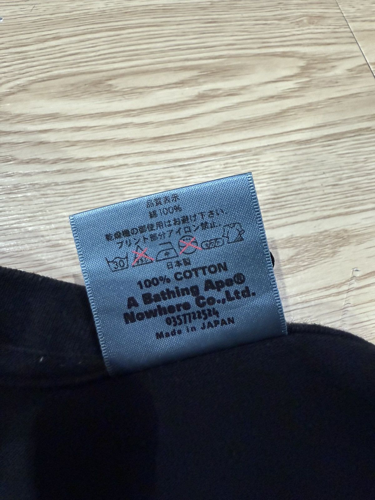 Vintage 90’s BATHING APE BAPE RARE RIDE LOGO RETROVINTAGE TSHIRT TEE Size US S / EU 44-46 / 1 - 8 Thumbnail