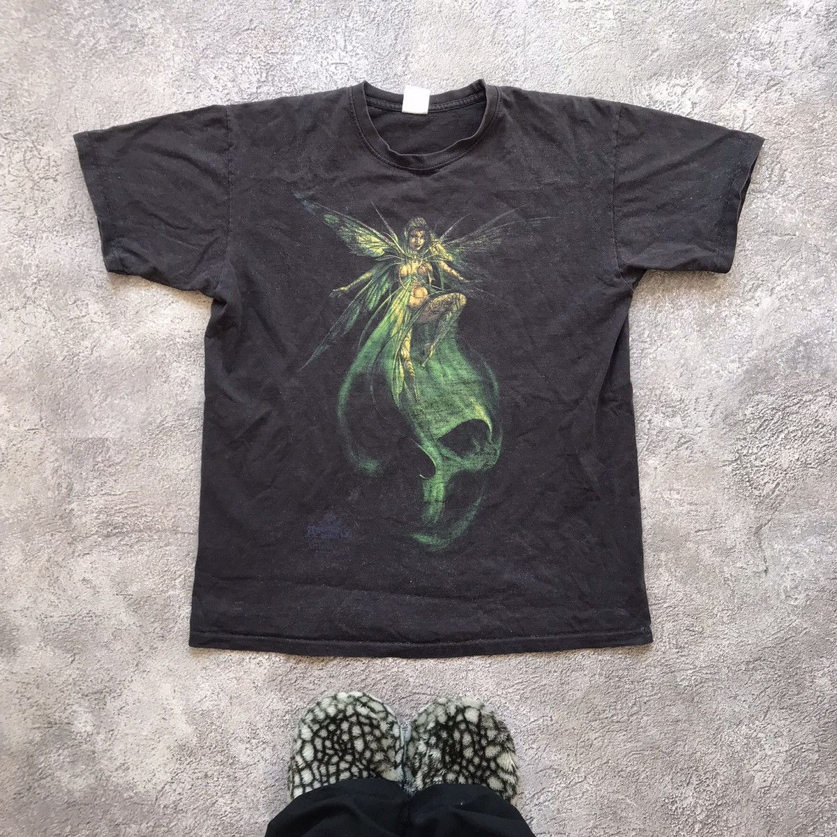 Vintage Vintage 90s Sun Faded Graphic Tee Dark Fairy Angel Y2K L Size US L / EU 52-54 / 3 - 1 Thumbnail
