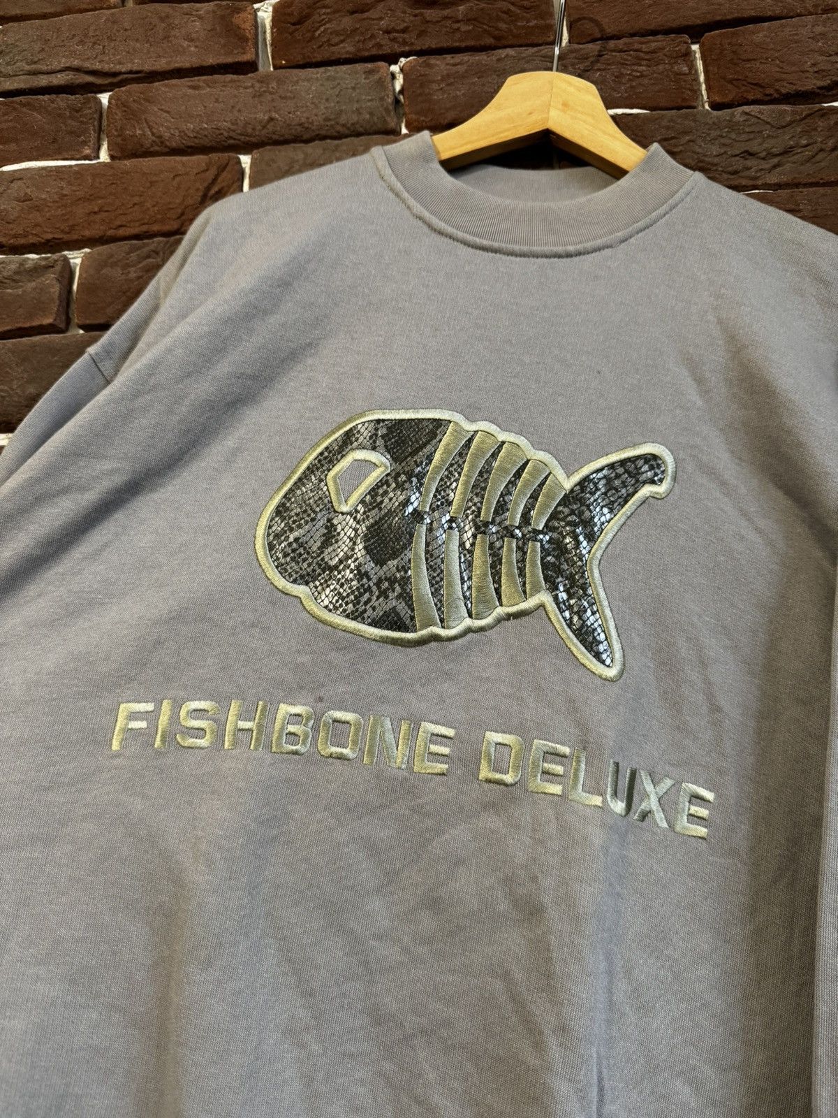 Hook-Ups Vintage 90s Fishbone Brand Skate Crewneck Hookup Grey M Size US M / EU 48-50 / 2 - 3 Thumbnail
