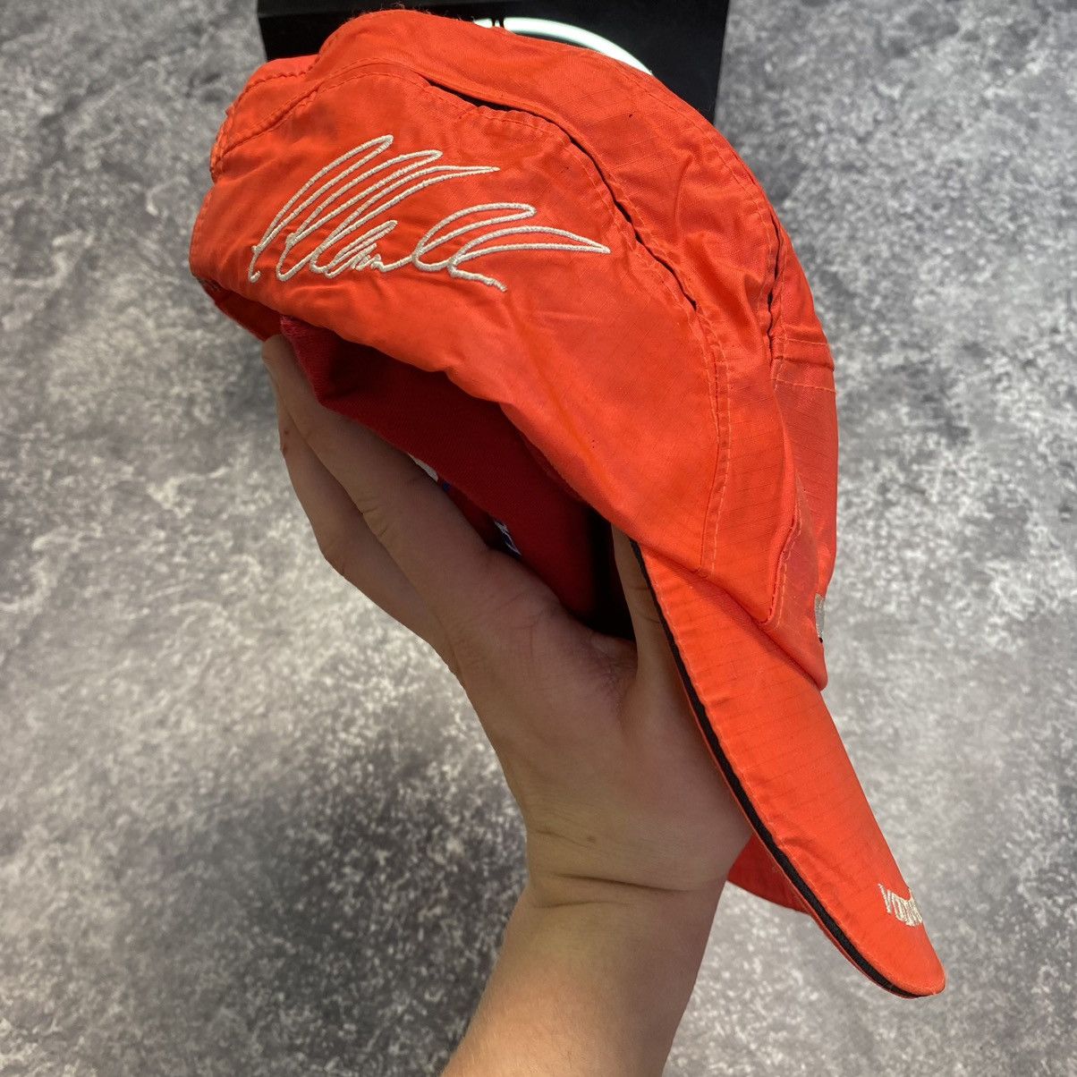 Mercedes-Benz × Vintage Vintage Mercedes McLaren Vodafone Red racing cap Size ONE SIZE - 3 Thumbnail