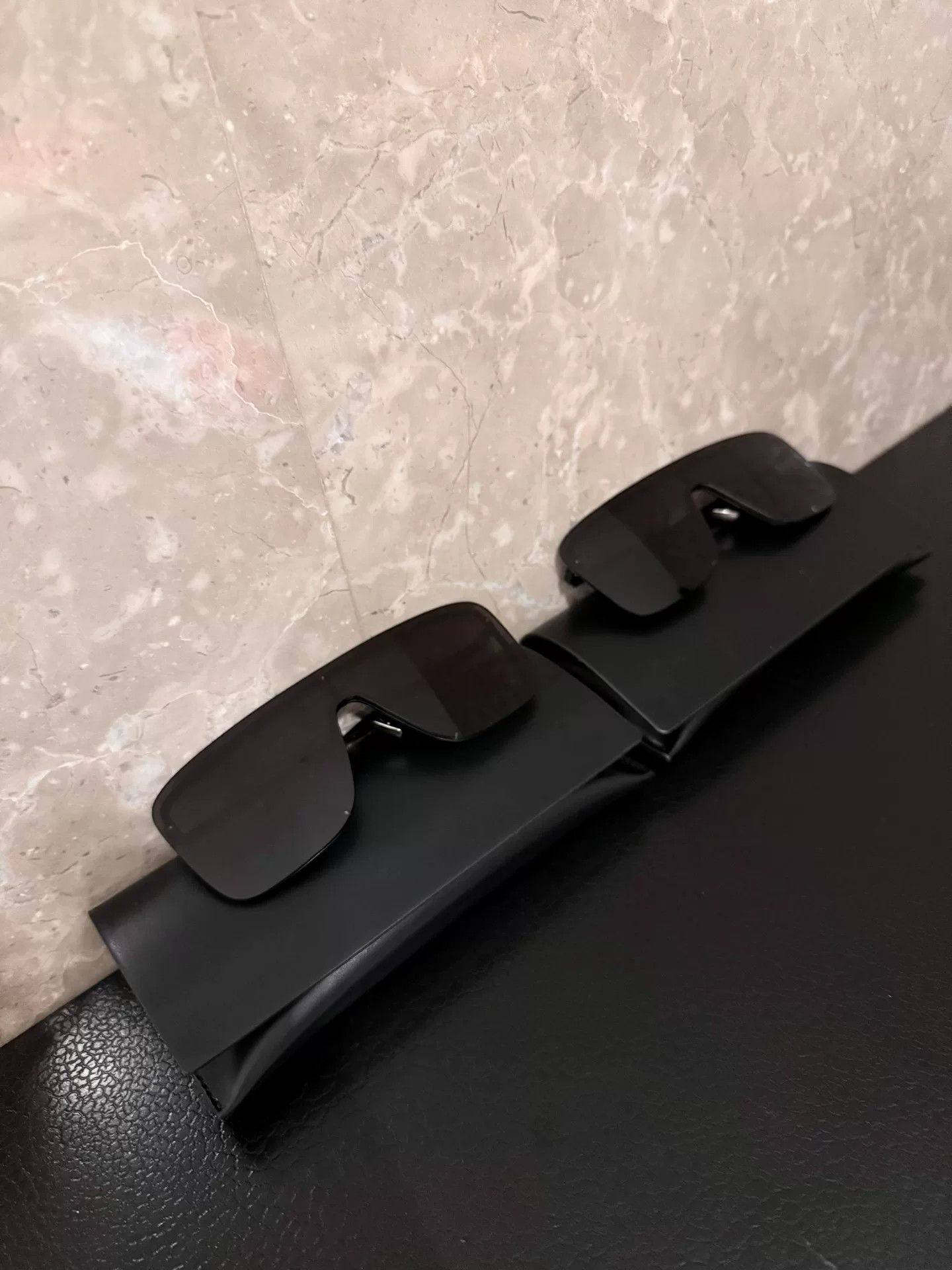 Saint Laurent Paris Saint Laurent Black Sunglasses Set Size ONE SIZE - 1 Thumbnail