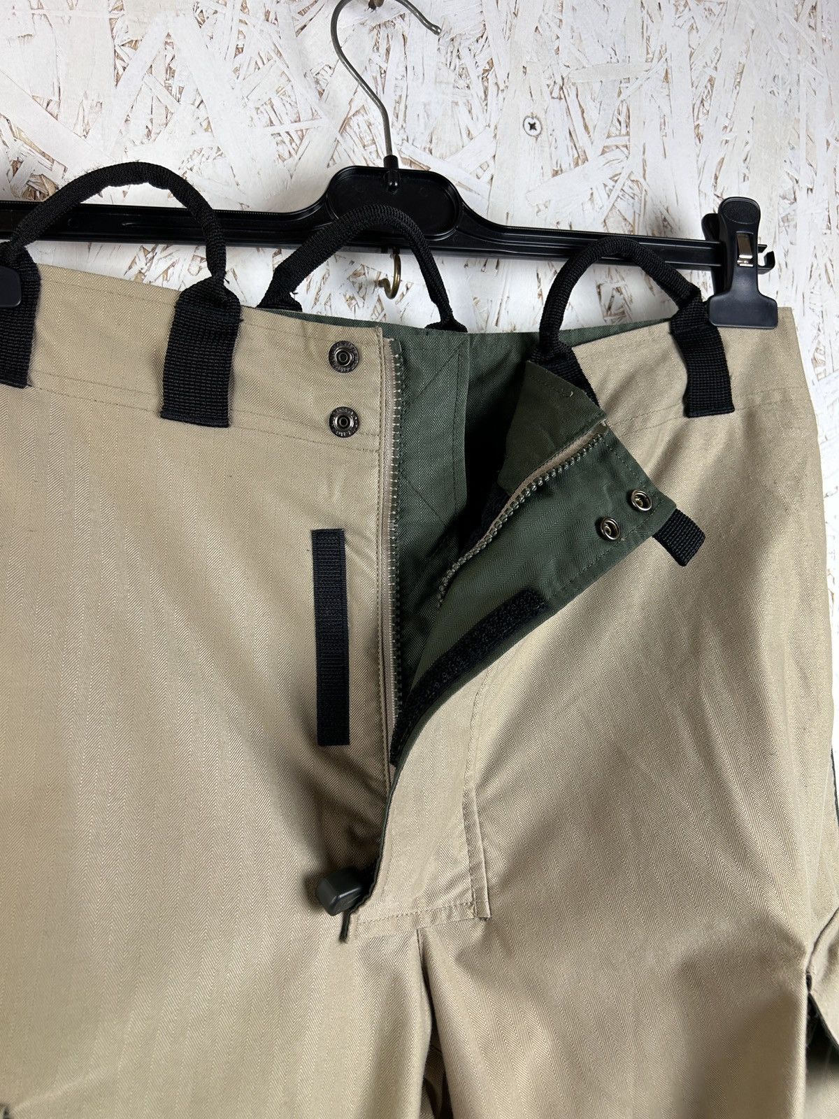 Nike 90s Vintage Nike ACG Outer Layer 3 Cargo Ski Pants Size US 30 / EU 46 - 8 Thumbnail