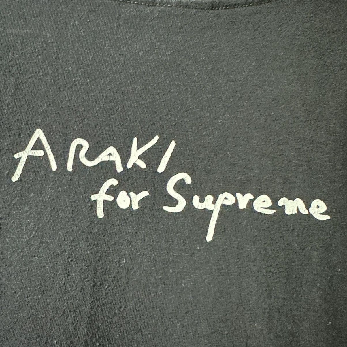 Supreme Supreme Araki Tee Size US M / EU 48-50 / 2 - 3 Thumbnail